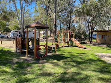 New play equipment - Dawson River, Apex Park