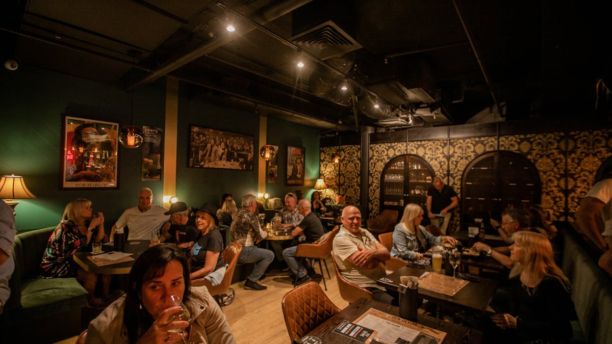 Relax and connect in our inviting, versatile dining space with ample seating options for socializing