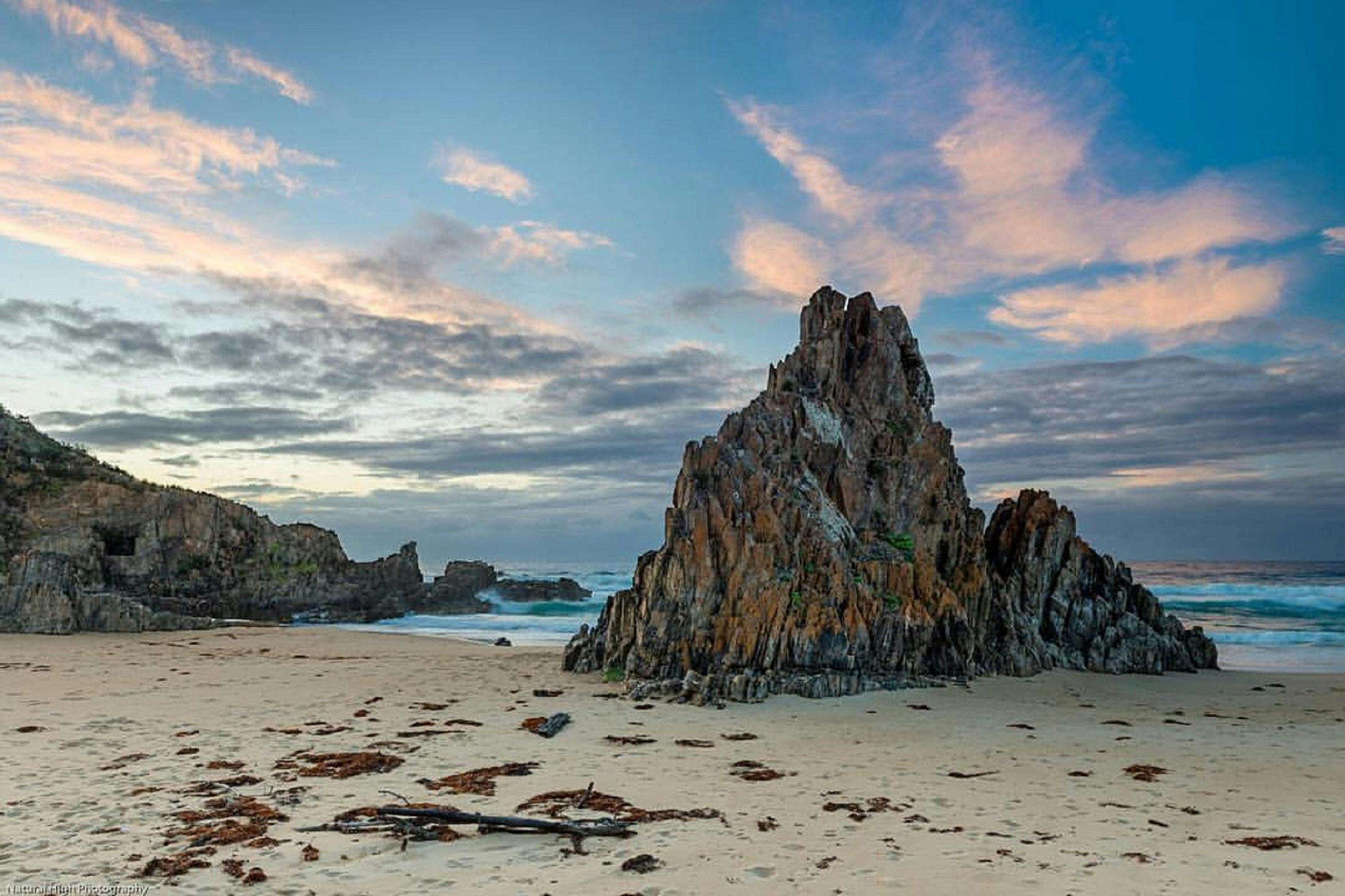 Cathedral Rocks: Bingie | NSW Holidays &amp; Accommodation, Things to Do, Attractions and Events