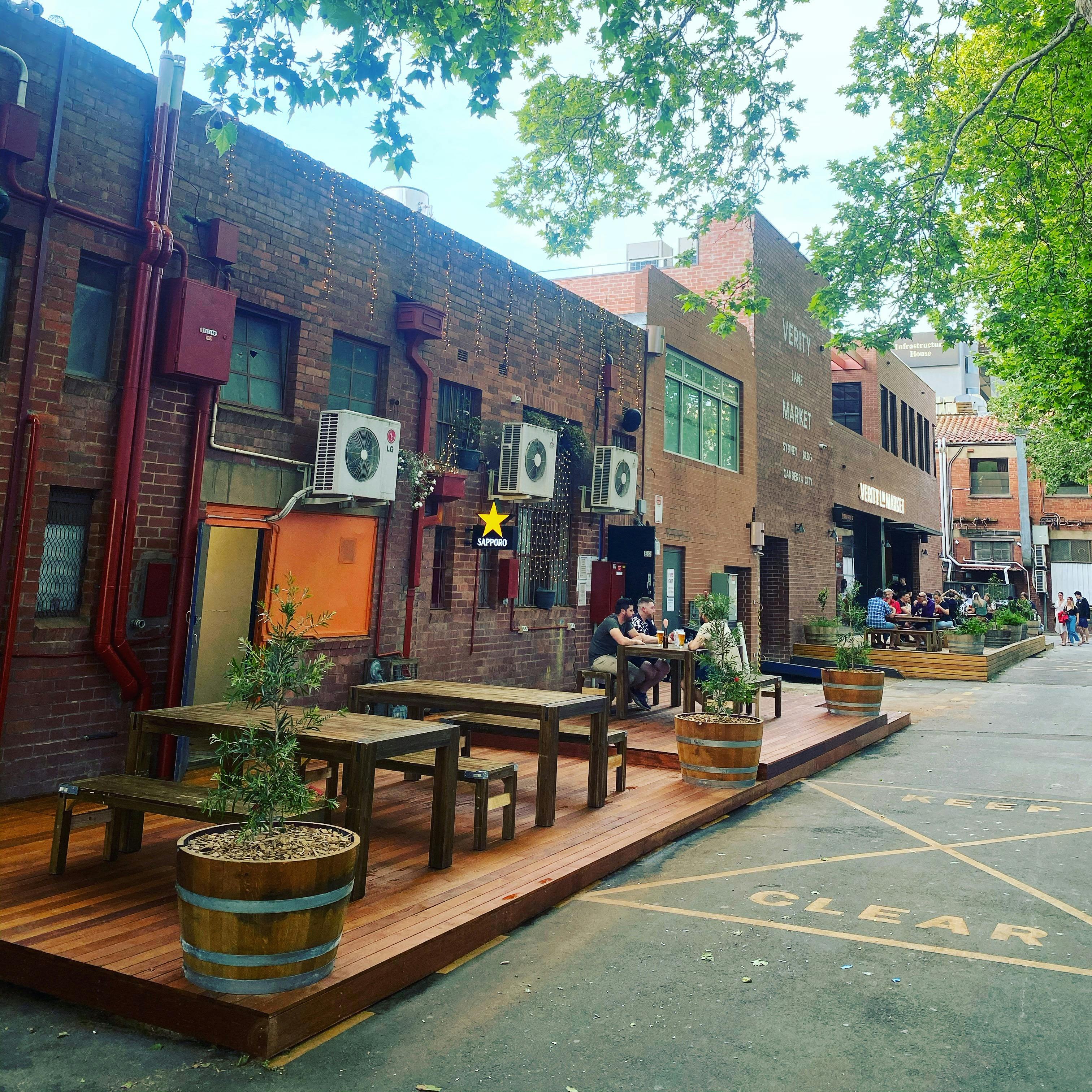 Laneway outdoor dining