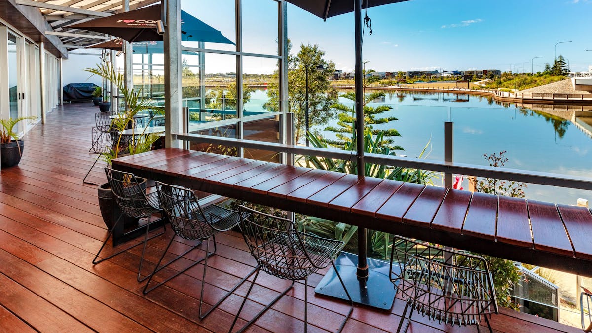 Mercure Sunshine Coast Kawana Waters - Lake View hotel
