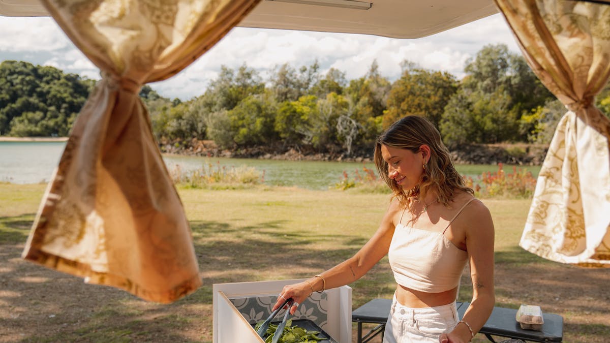 Outdoor cooking, alfresco dining
