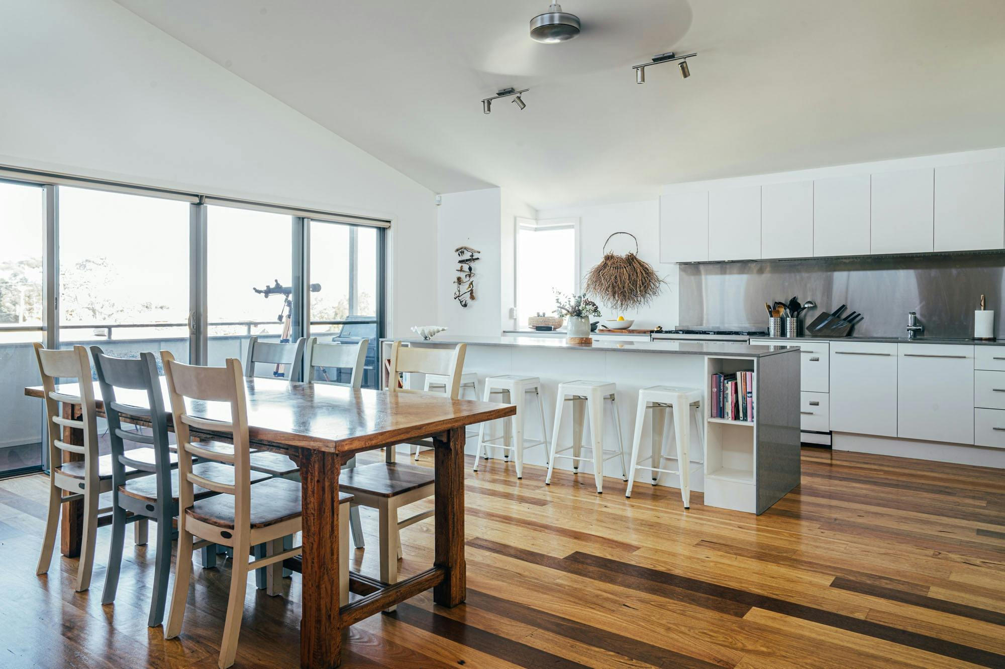 Anglesea by Bangalay -  Shoalhaven Heads