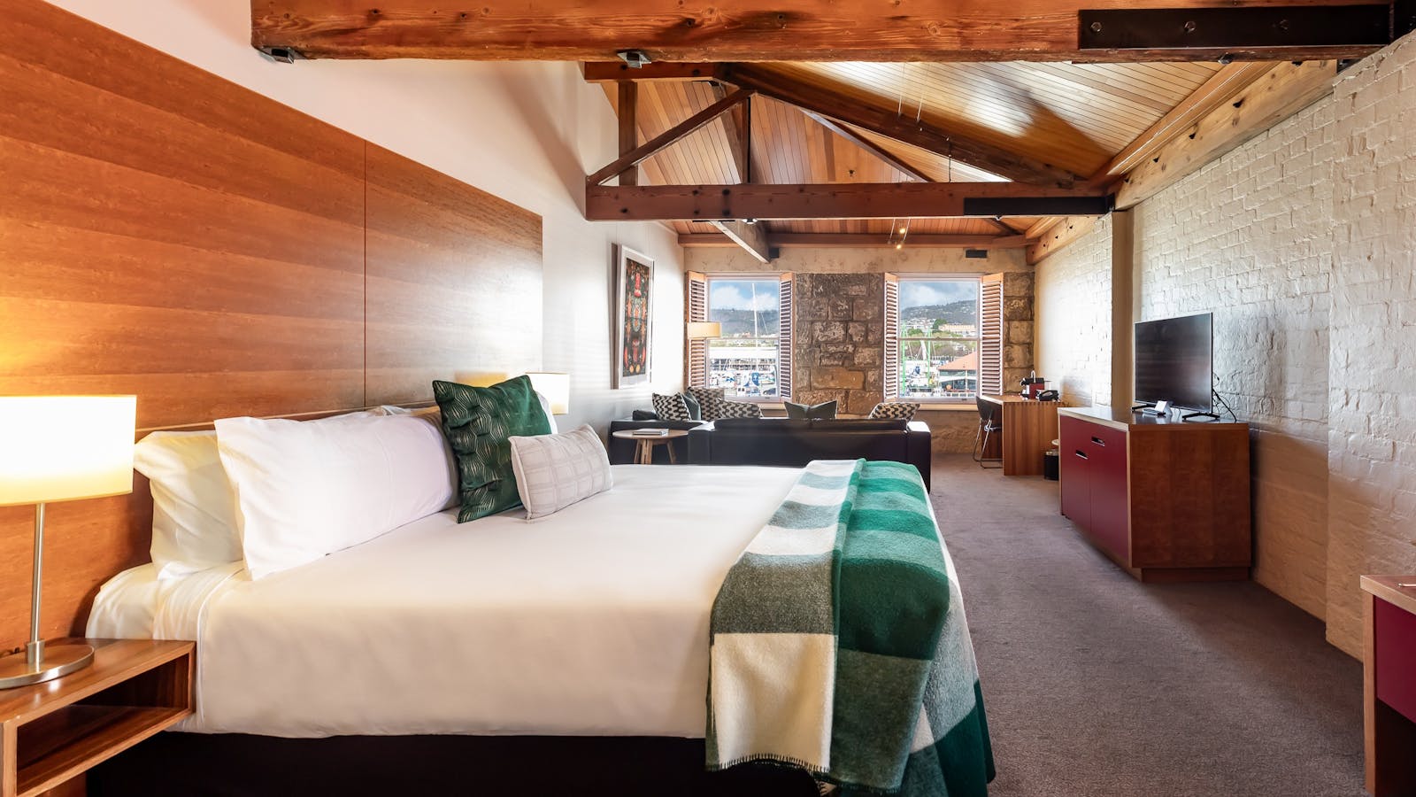 Deluxe Spa Harbourview Room