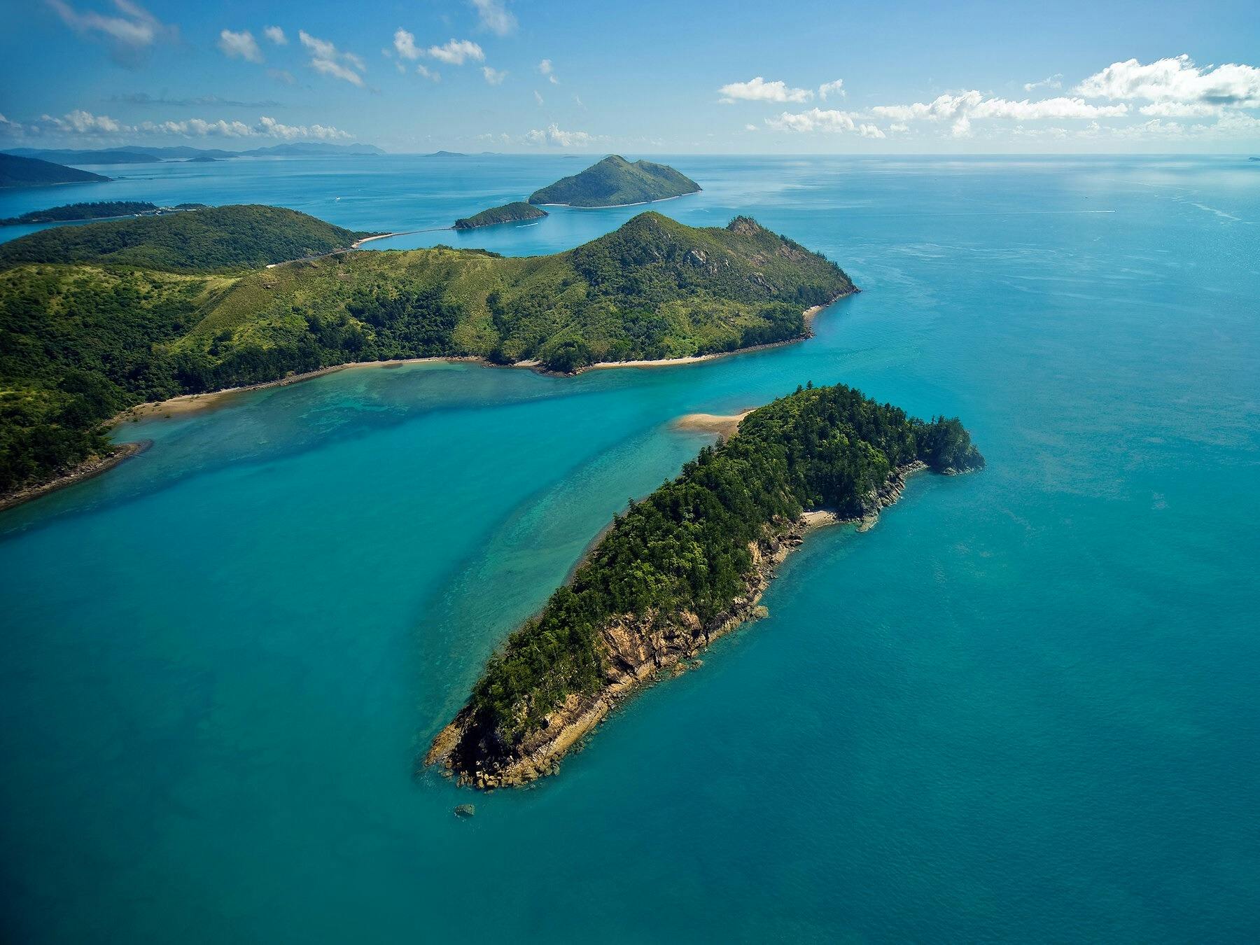 enjoy sights below of the Whitsunday islands