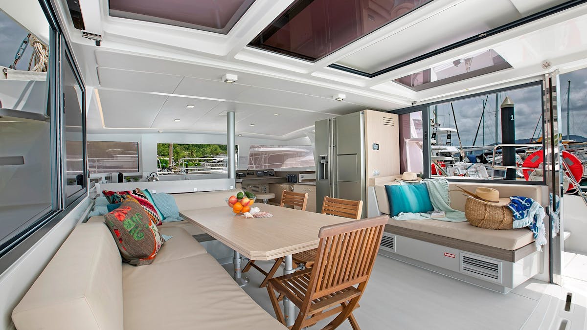 Bali 4.3 Catamaran