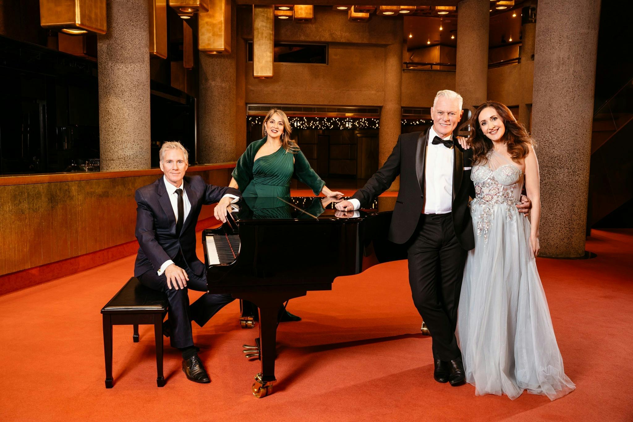 Ovation - Marina, David, Silvie, Michael