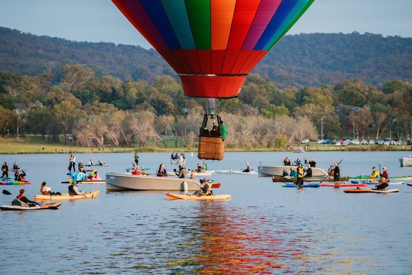 Balloon from Canberra Balloon Spectacular hovering over the water