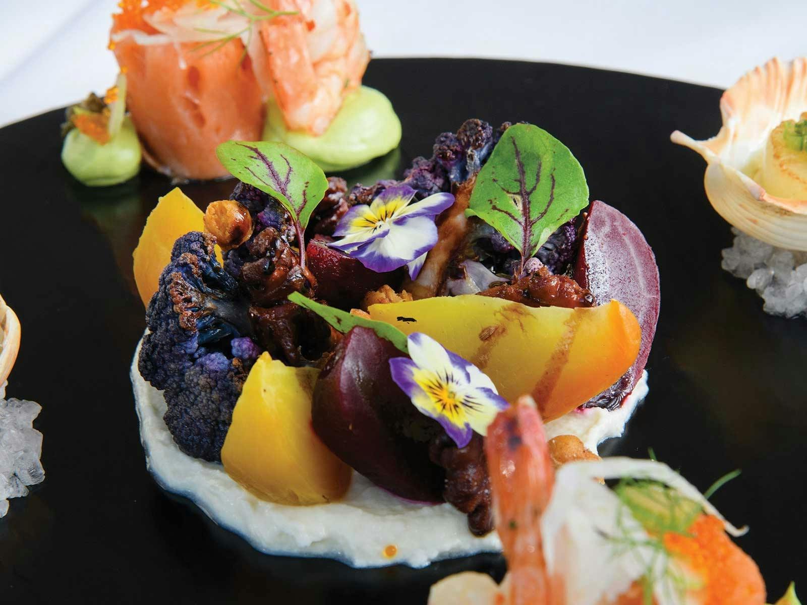 Clearview 晚餐游轮上的美味佳肴