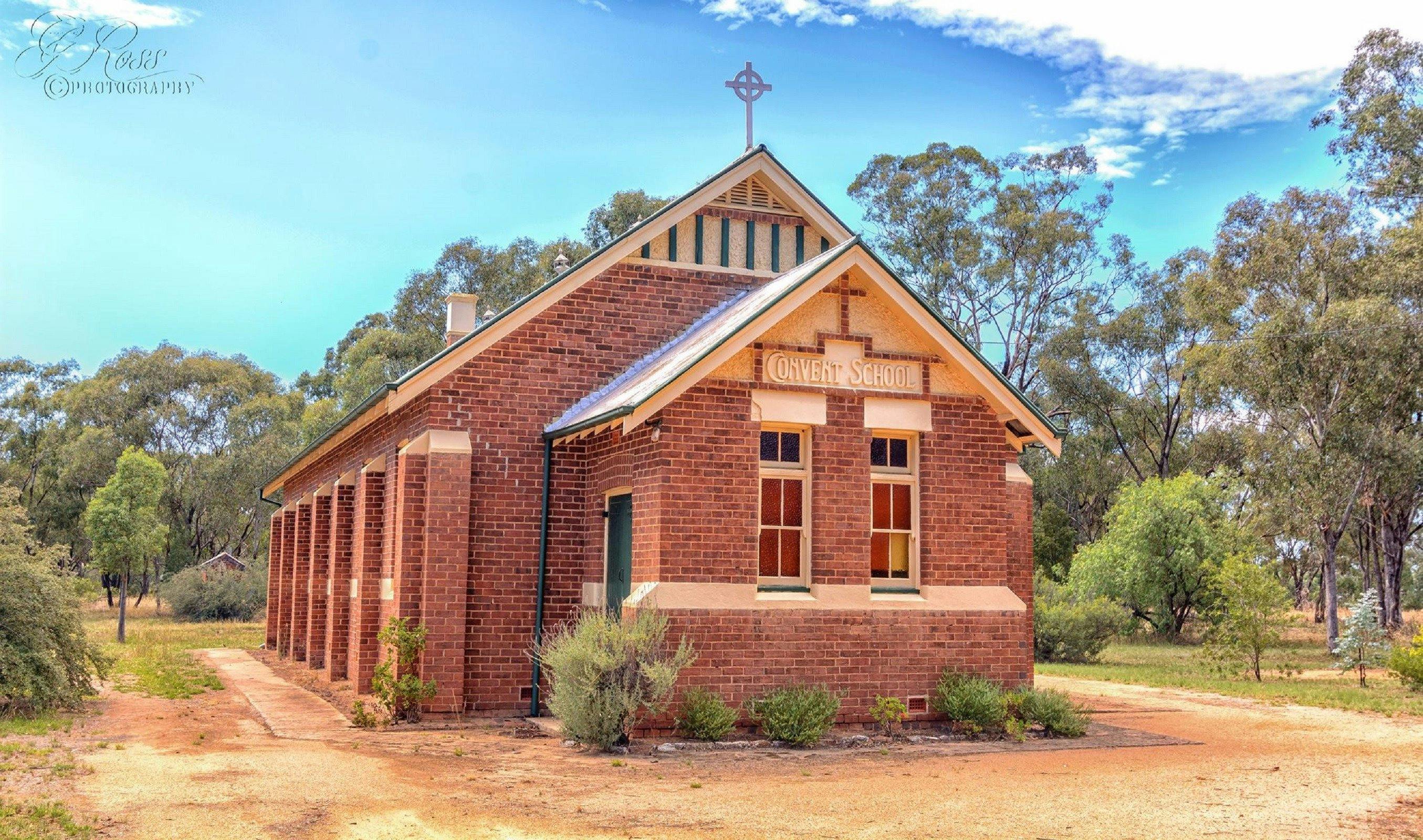 Stockinbingal Church