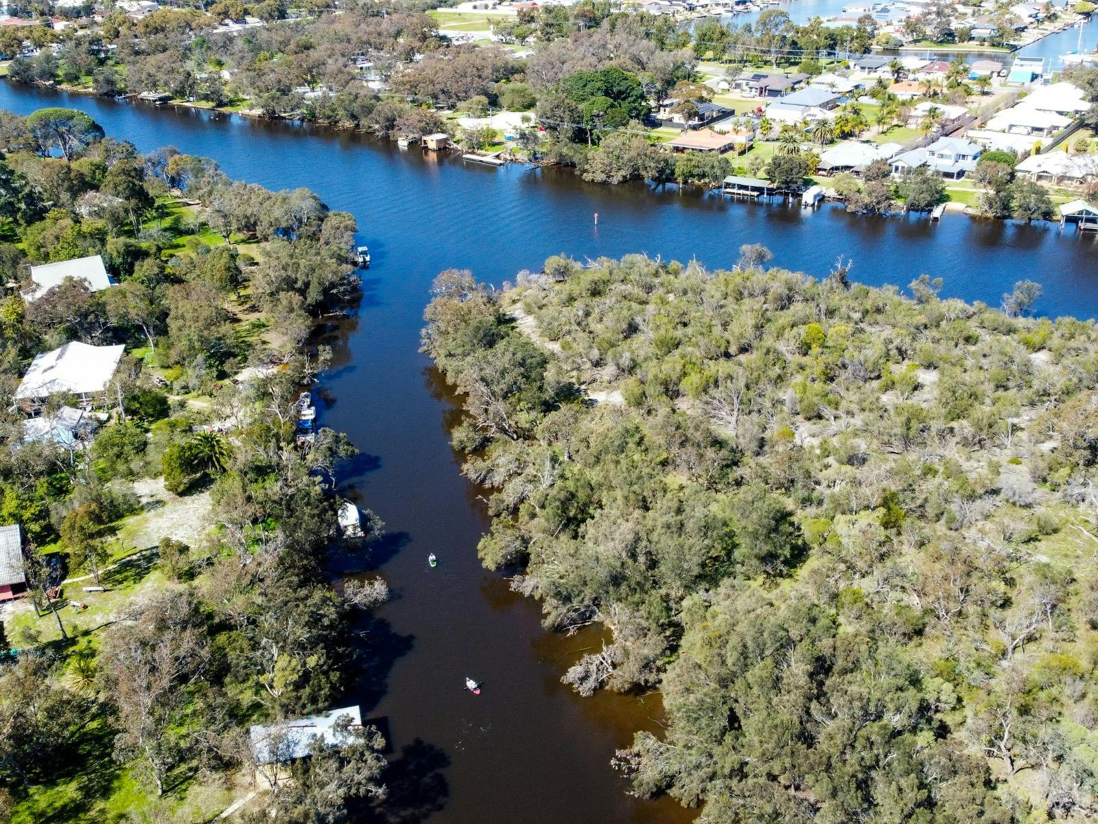 River Views, Riverside Ramble - Paddle & Pastoral Tales of the Murray
