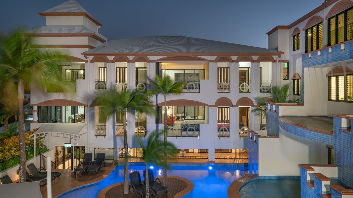 Sensational lagoon style pool, heated just enough to take the chill off