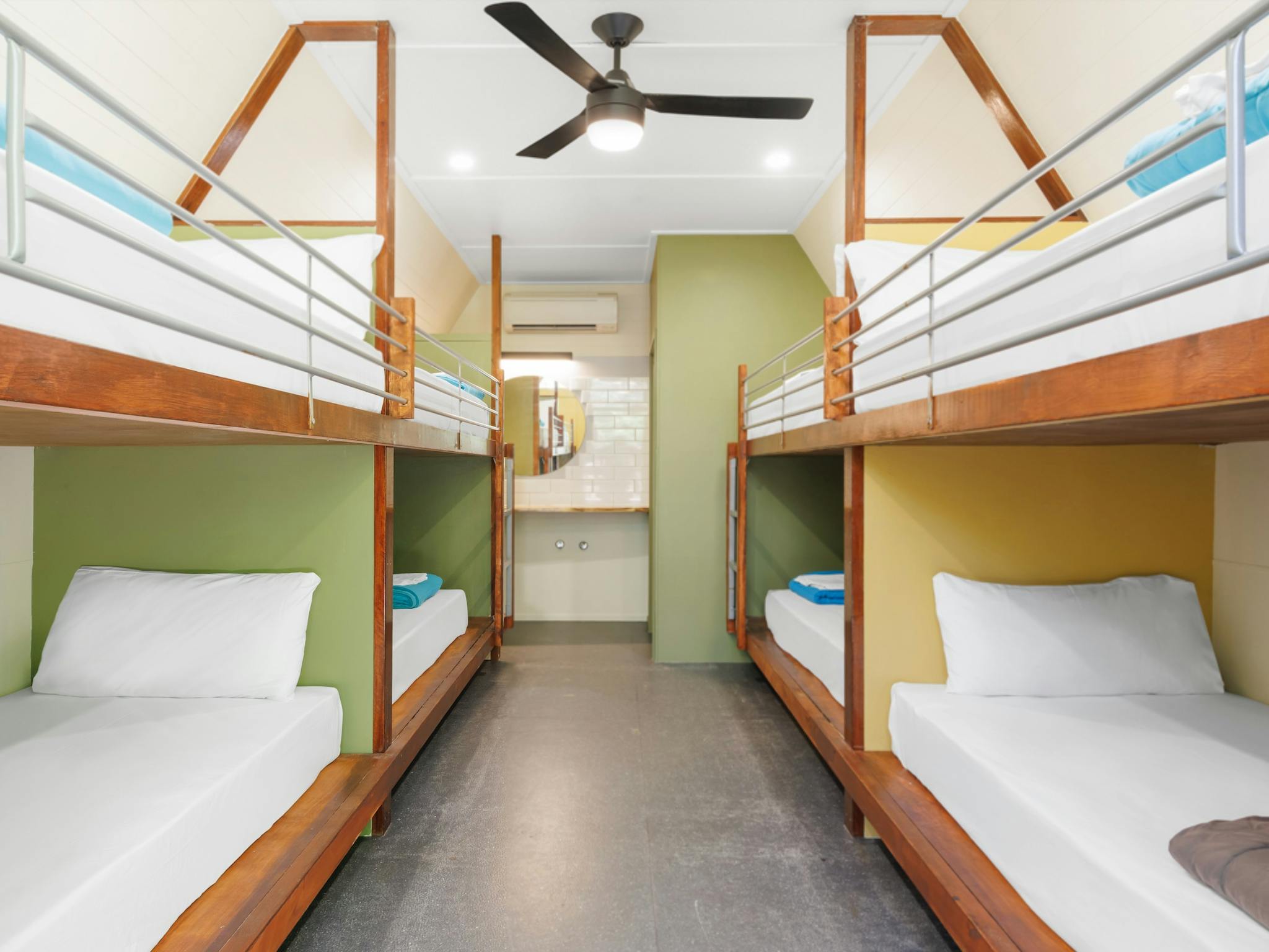 Community Room 8 beds Community Room 8 beds
