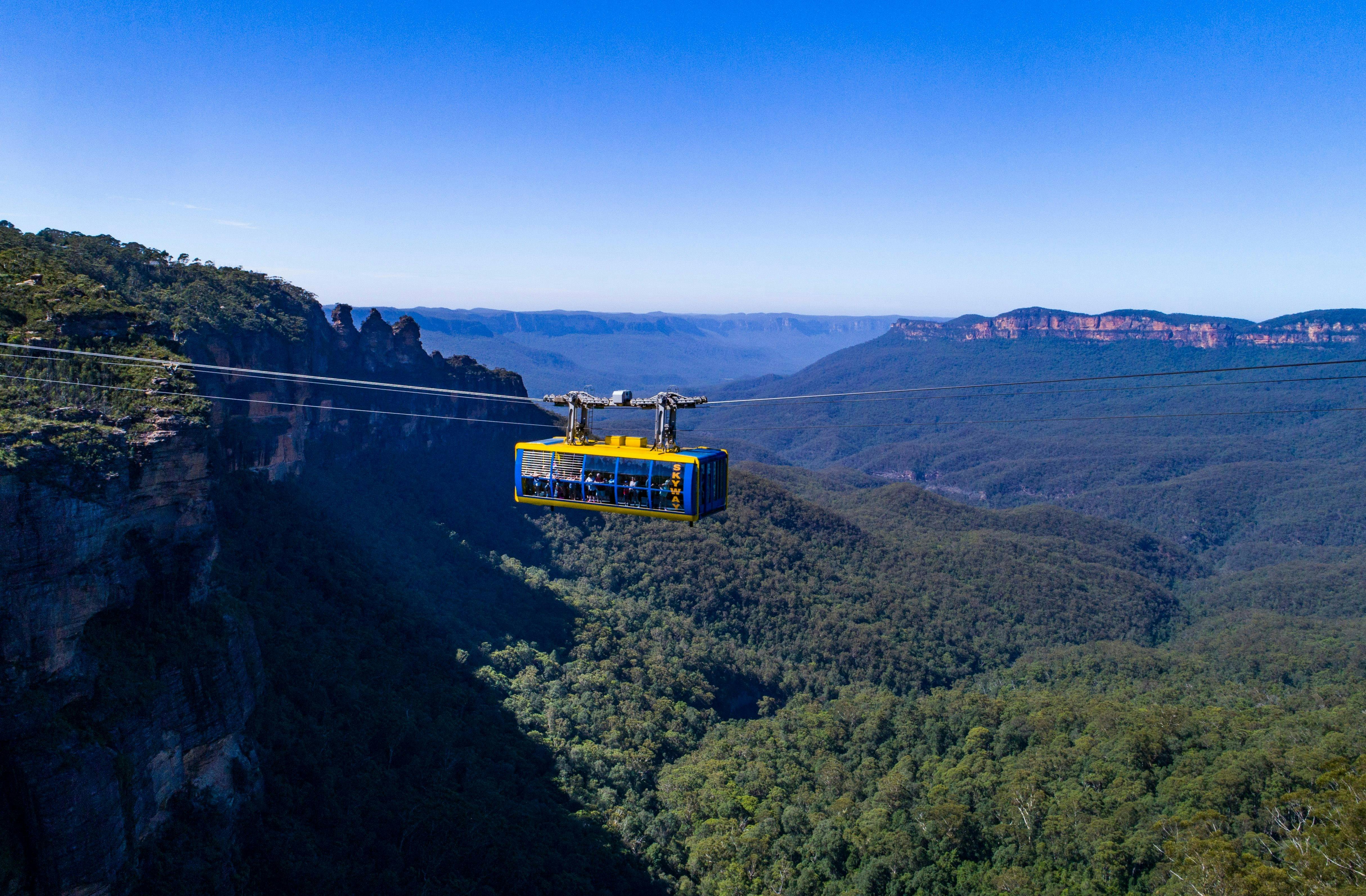 BLUE MOUNTAINS SMALL GROUP FULL-DAY LUXURY TOUR WITH SCENIC WORLD – WILDLIFE, RIDES AND SCENIC LOOKO