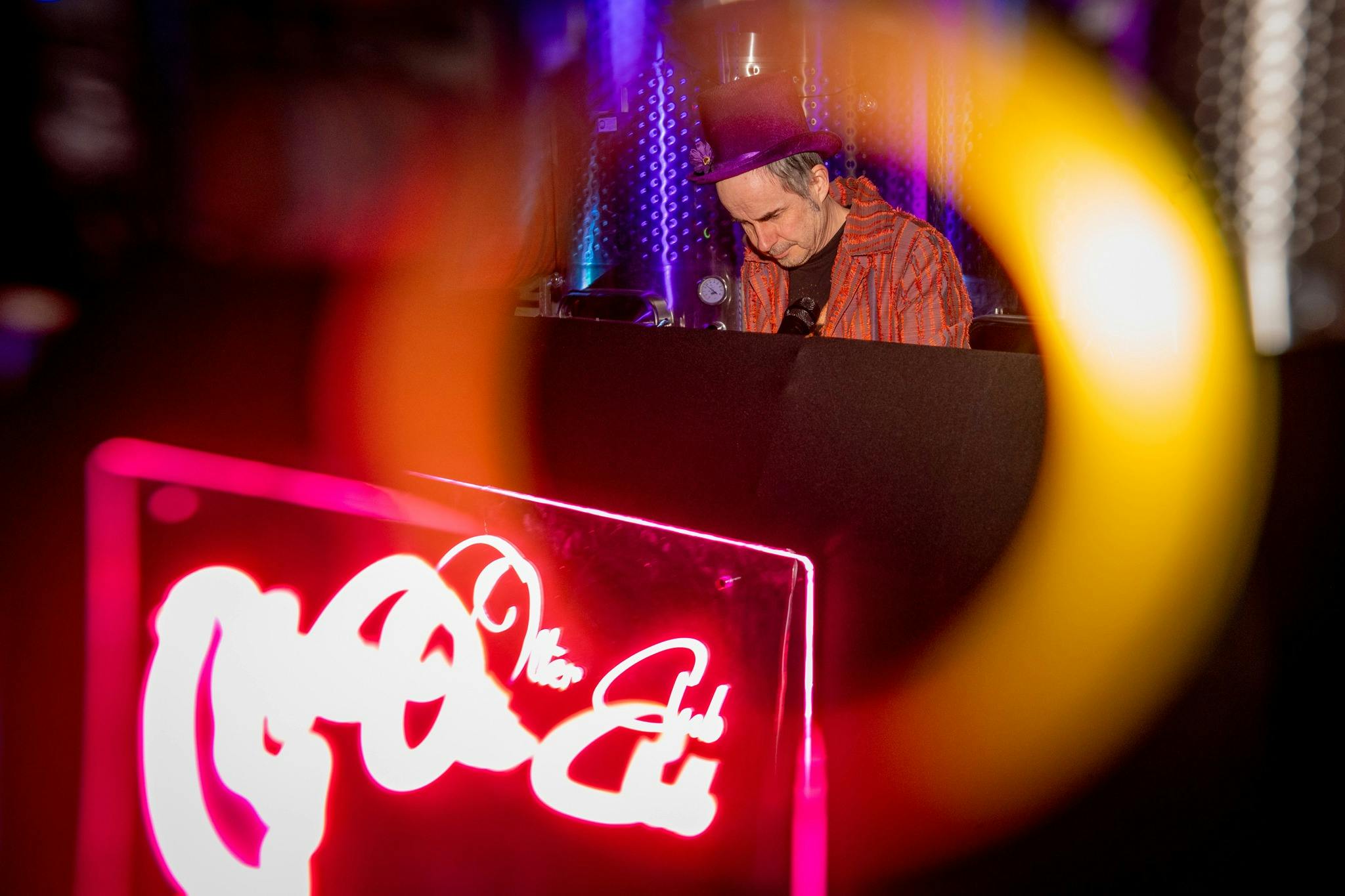 DJ Clay Ravin