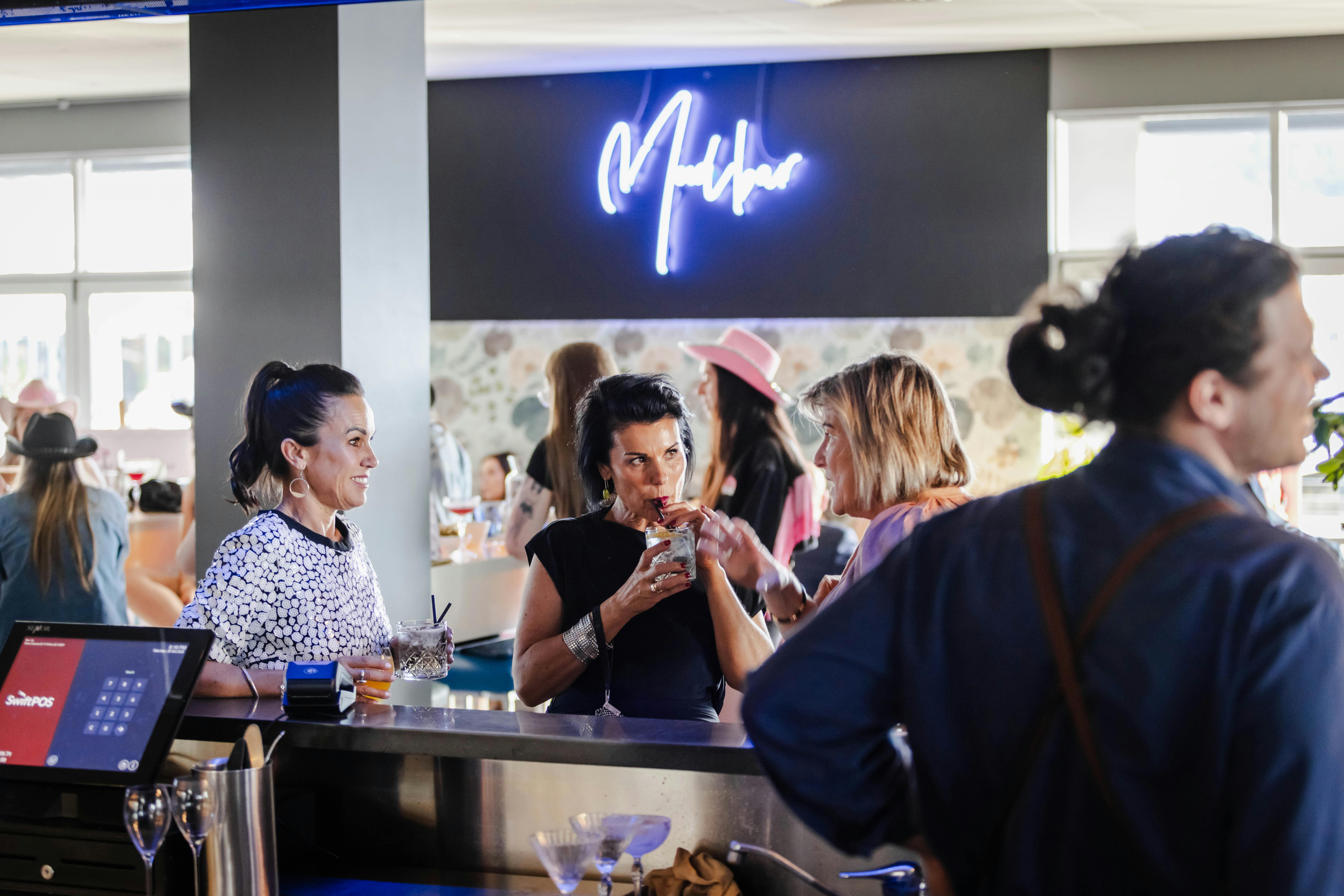 Mudbar Cocktail and Wine Bar in Launceston