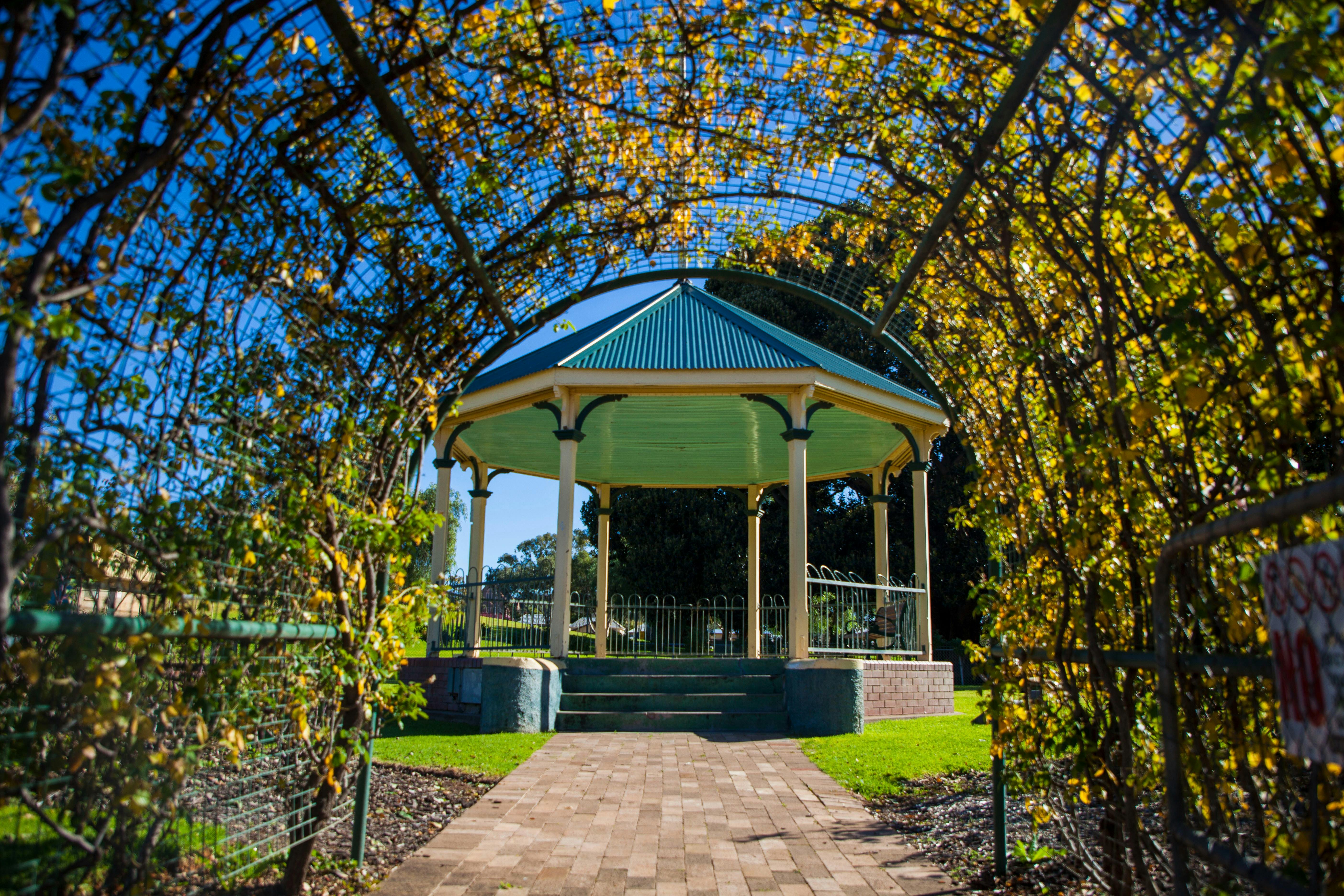 Sturt Park Reserve and Titanic Memorial