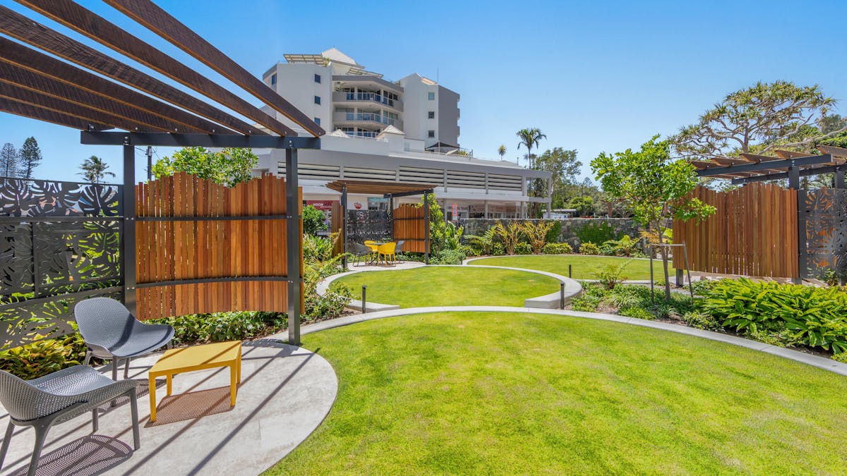 Newport mooloolaba front garden
