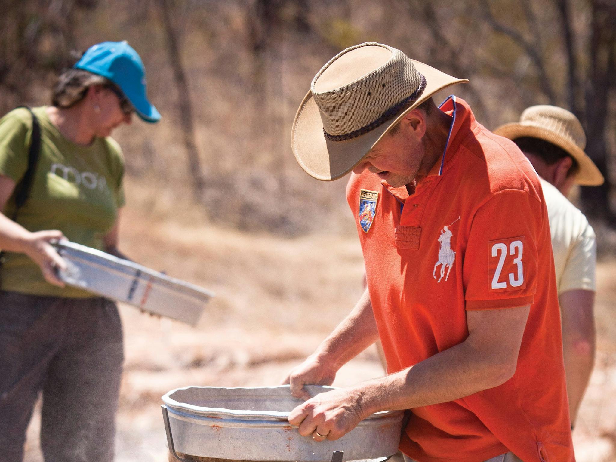 Panning for gold at Mt Surprise Panning for gold at Mt Surprise
