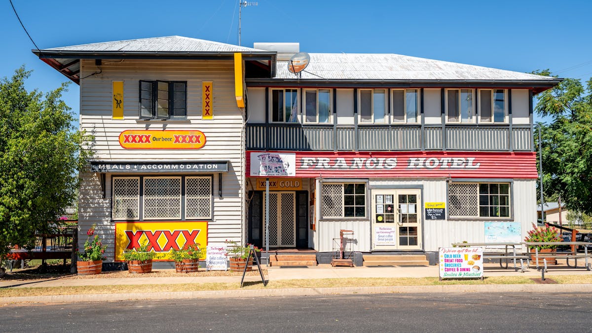 Francis Hotel Thallon