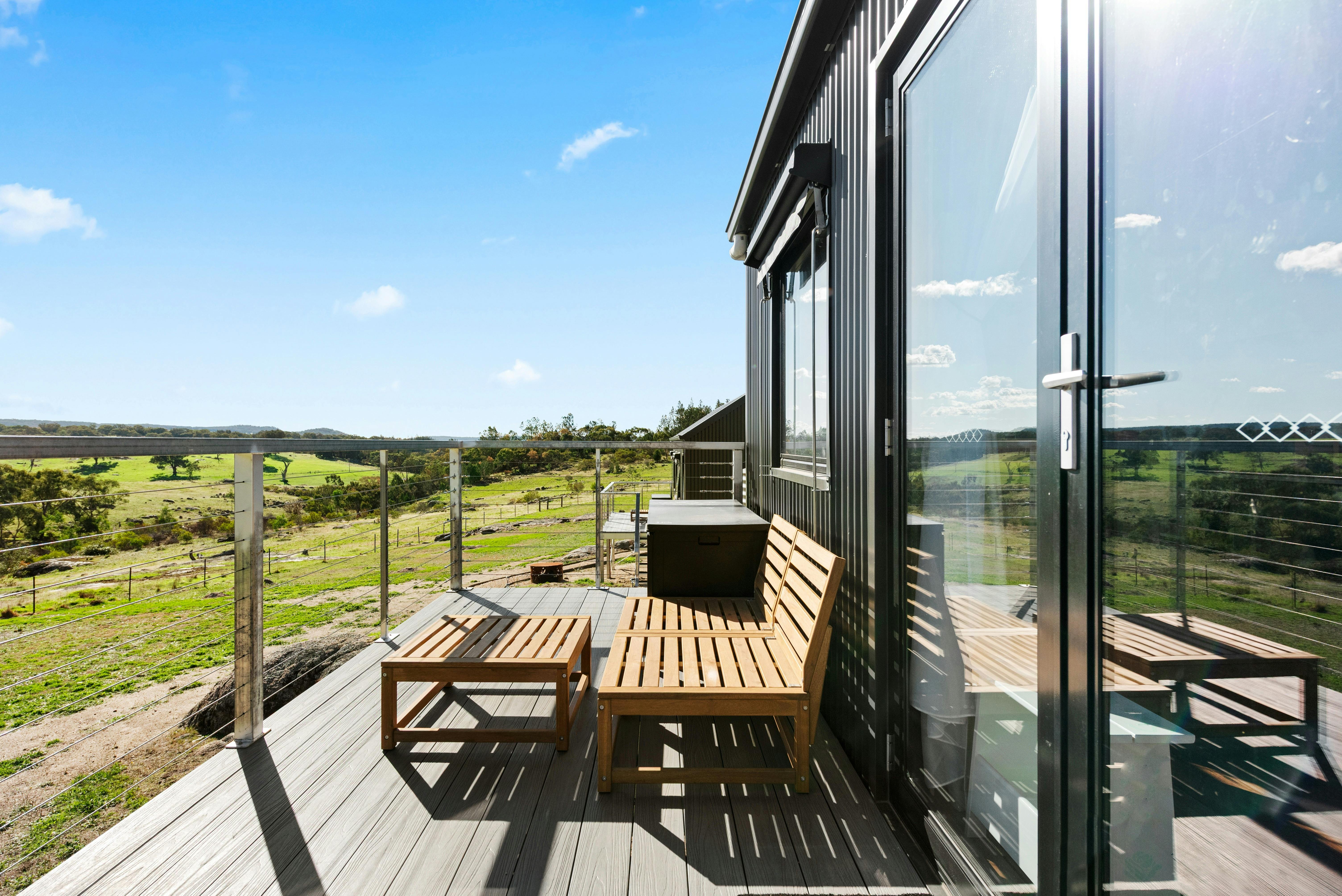 Deck and outdoor area of Ceri with outdoor furniture