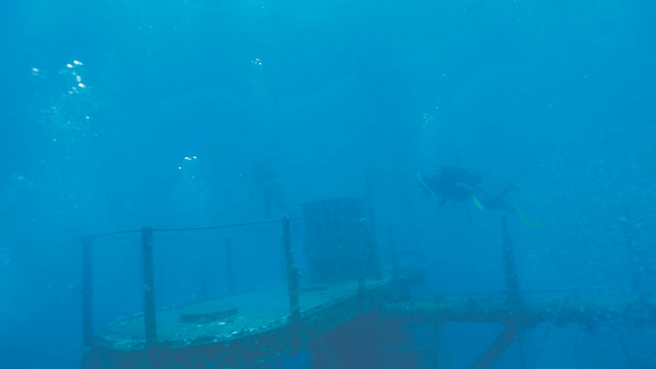 Former HMAS Perth Dive Wreck