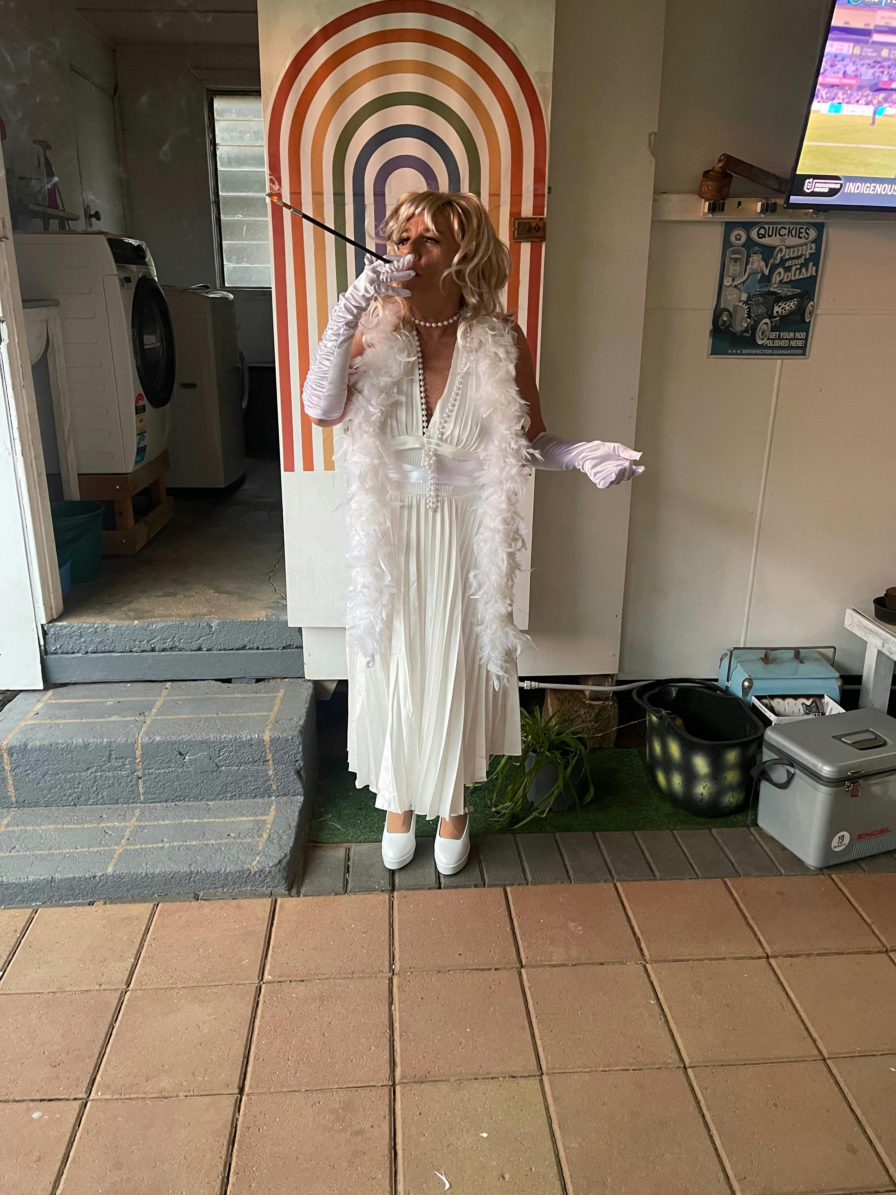60's Love, Peace & Mystery weekend at the Bungalow Motel Gilgandra