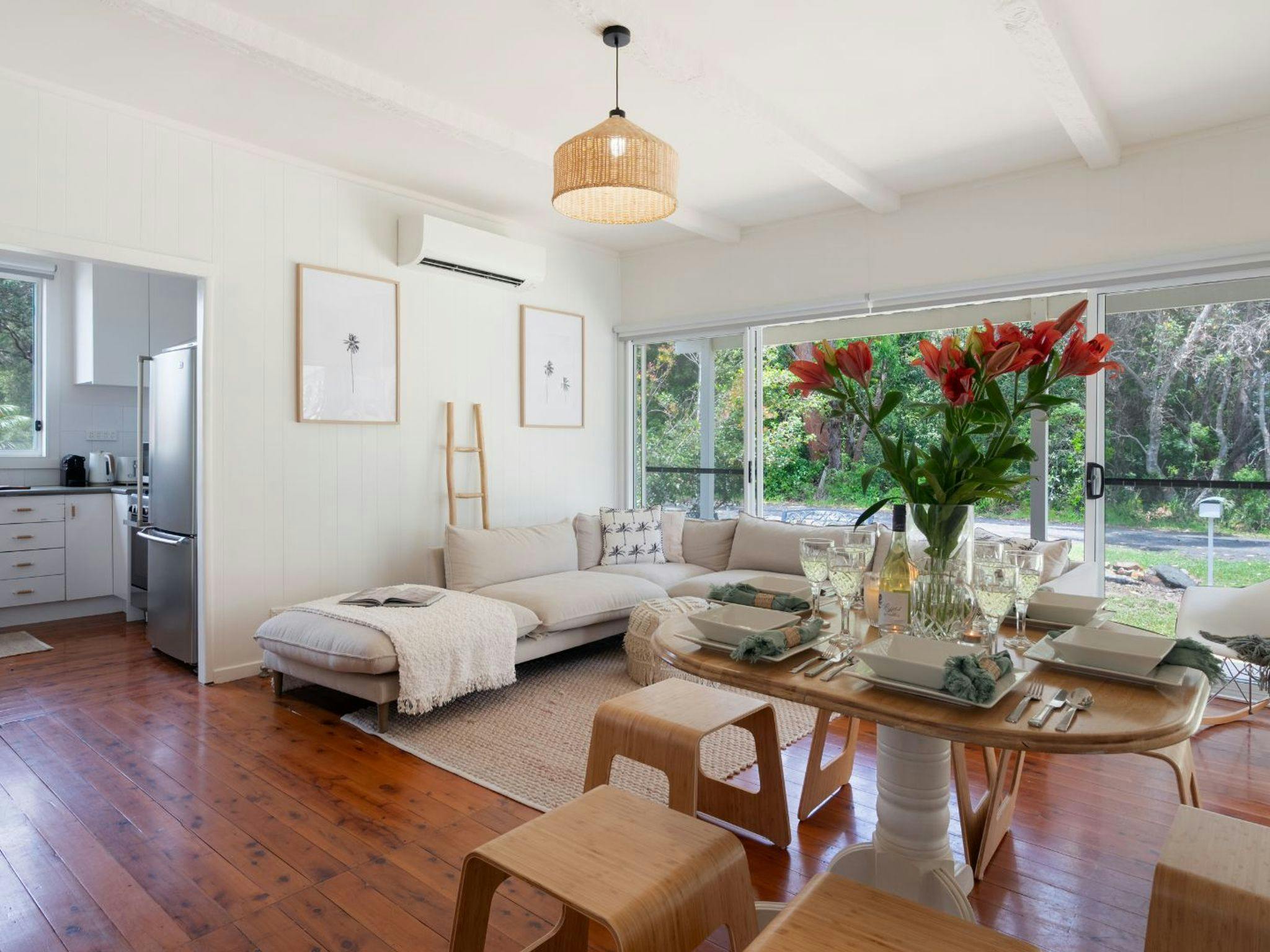 Wollumboola Lake House