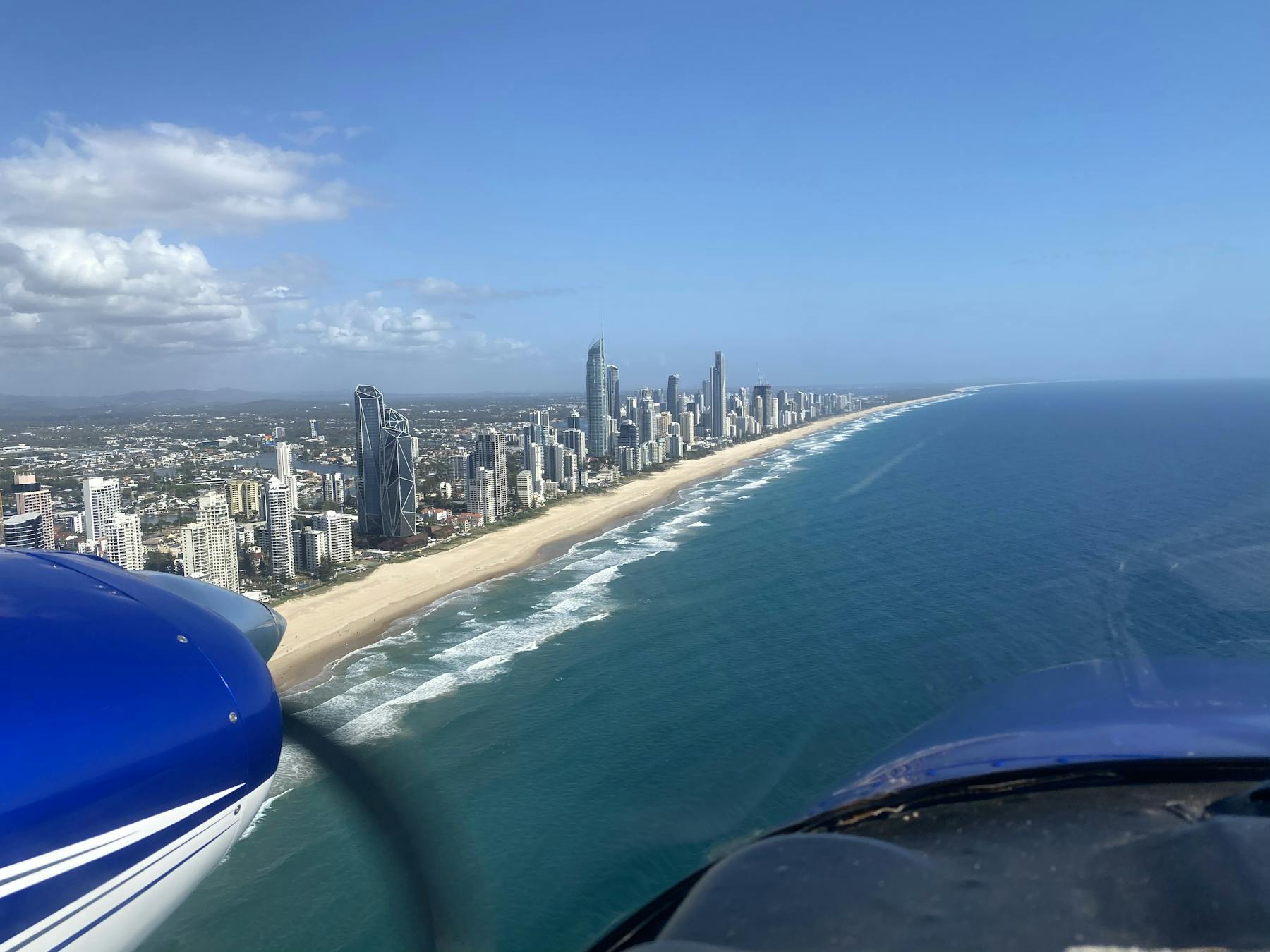 Gold Coast air highway - Brisbane Flight Charter scenic flight