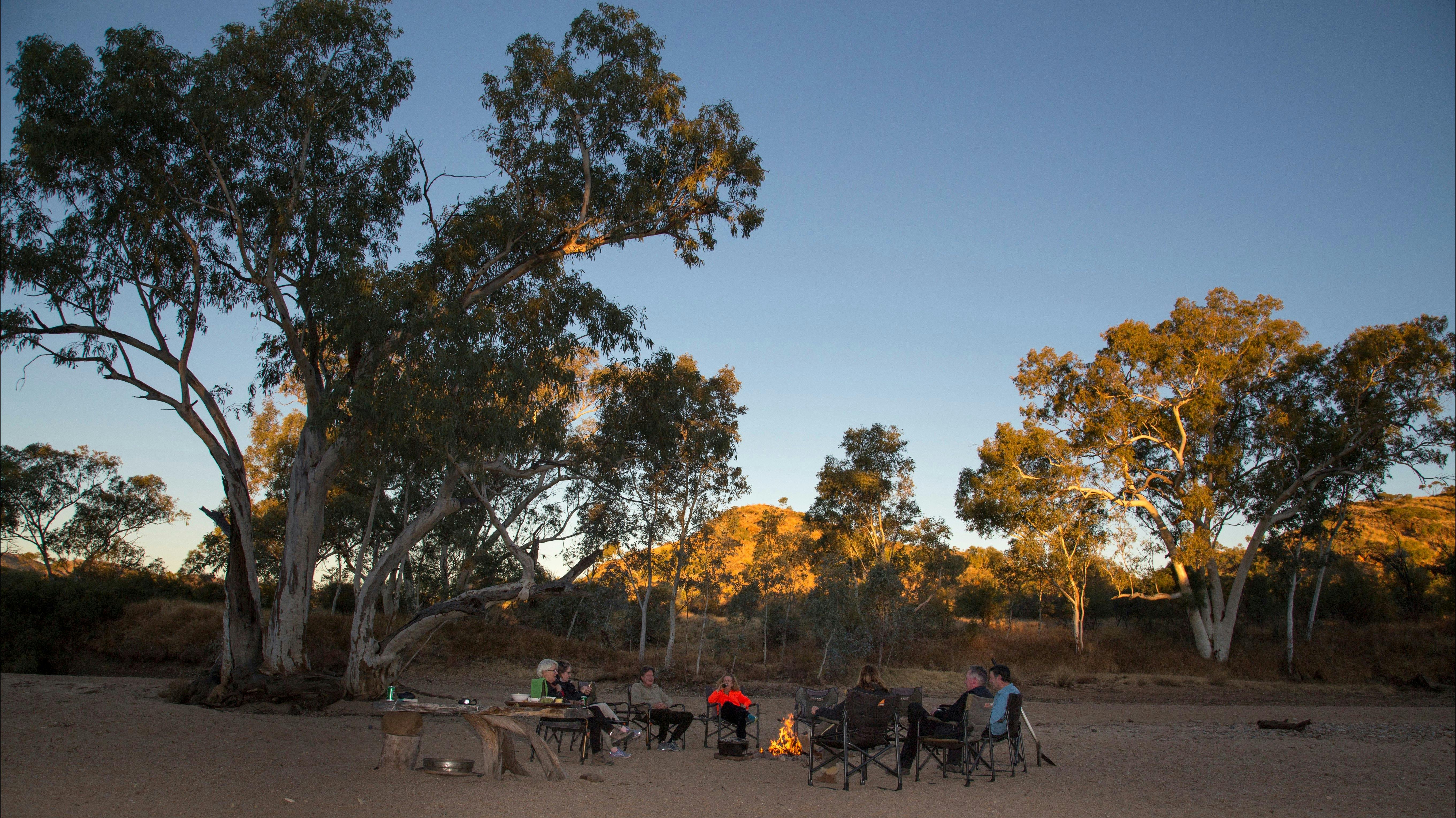 Trek Larapinta Volunteer Project - Larapinta Trail maintenance