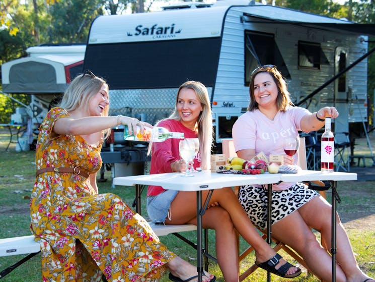 Caravanning at Ball Park Caravan Park