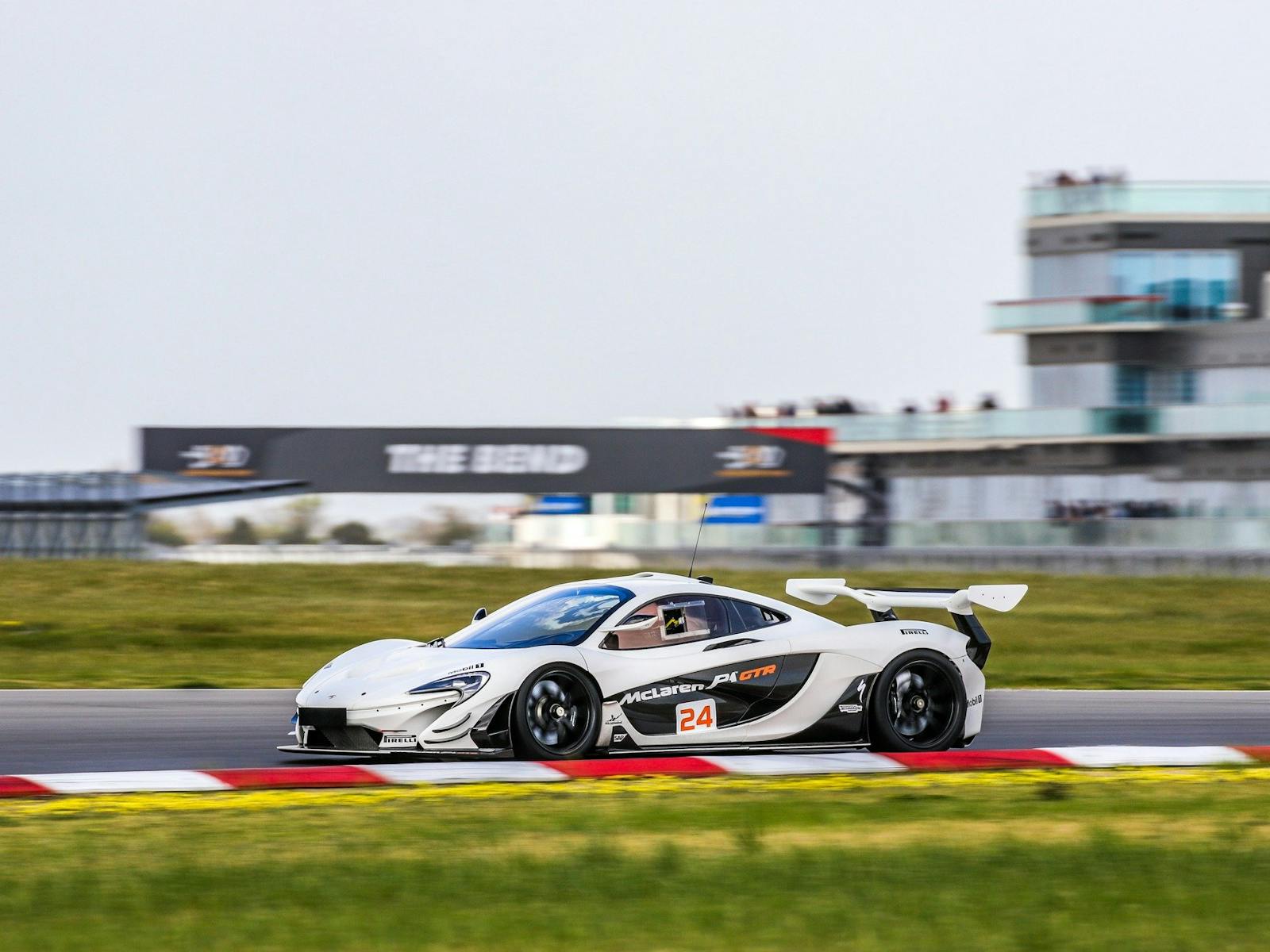 McLarenP1GTR
