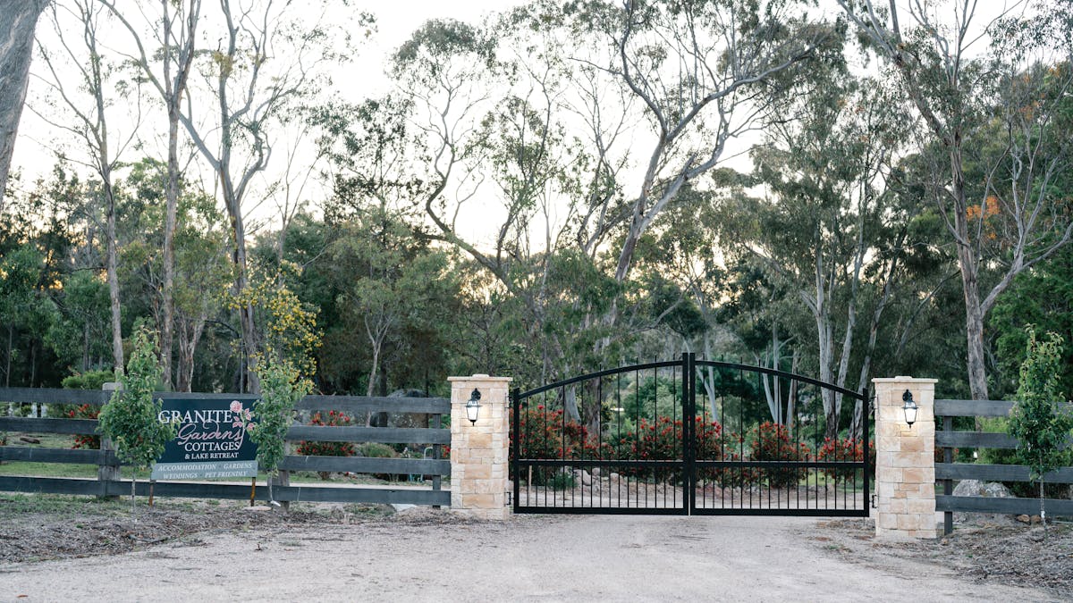 Granite Gardens Cottages Entry