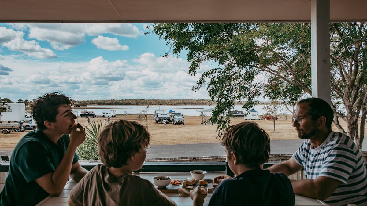 Lakehouse, coolmunda, camping