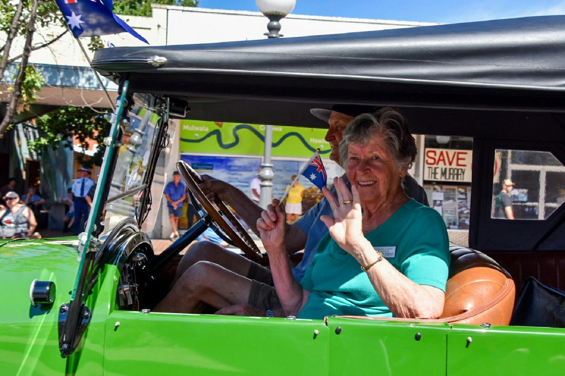 Corowa Rotary Federation Festival Parade