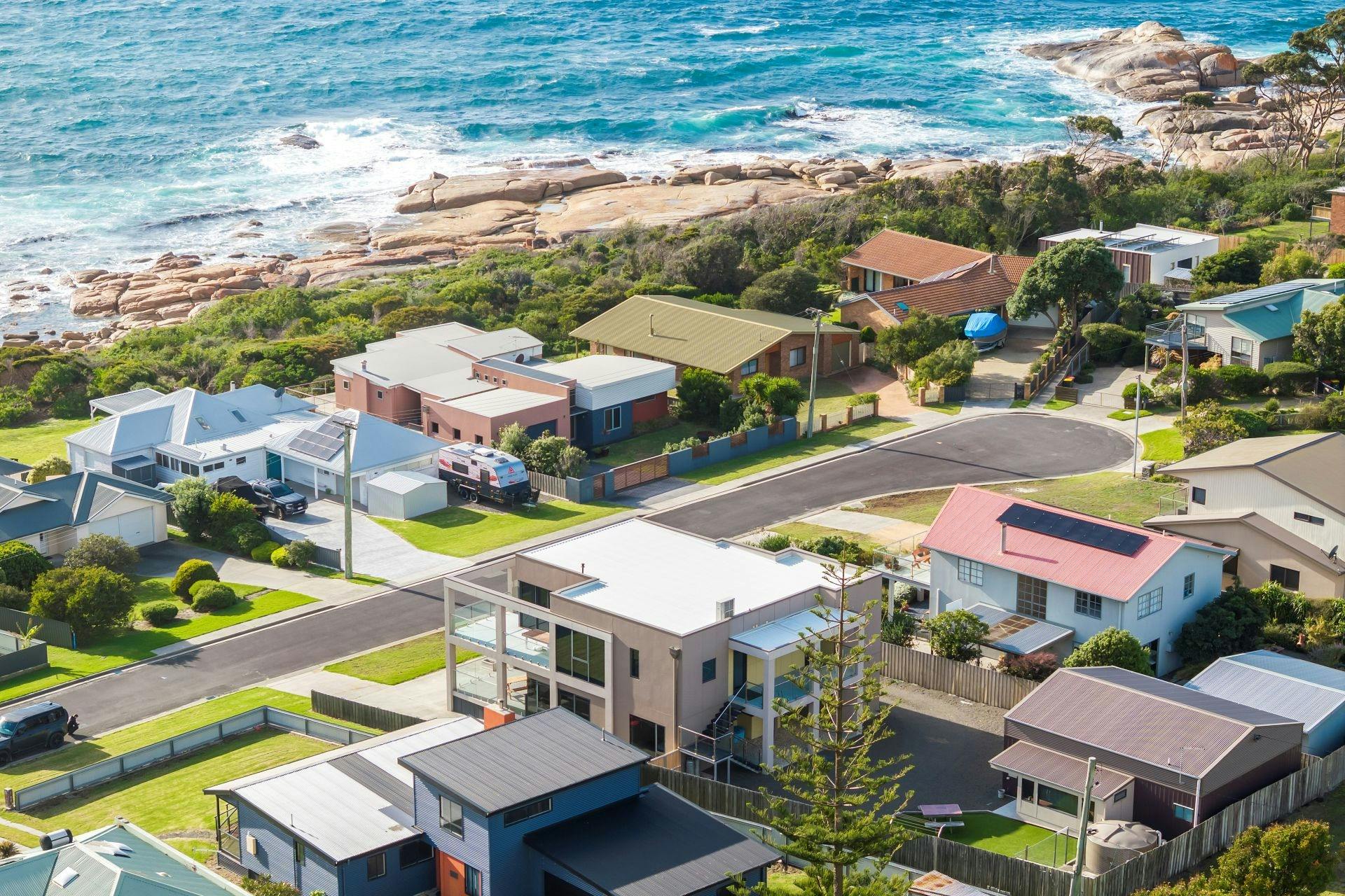Albatross Apartments, Unit 2
