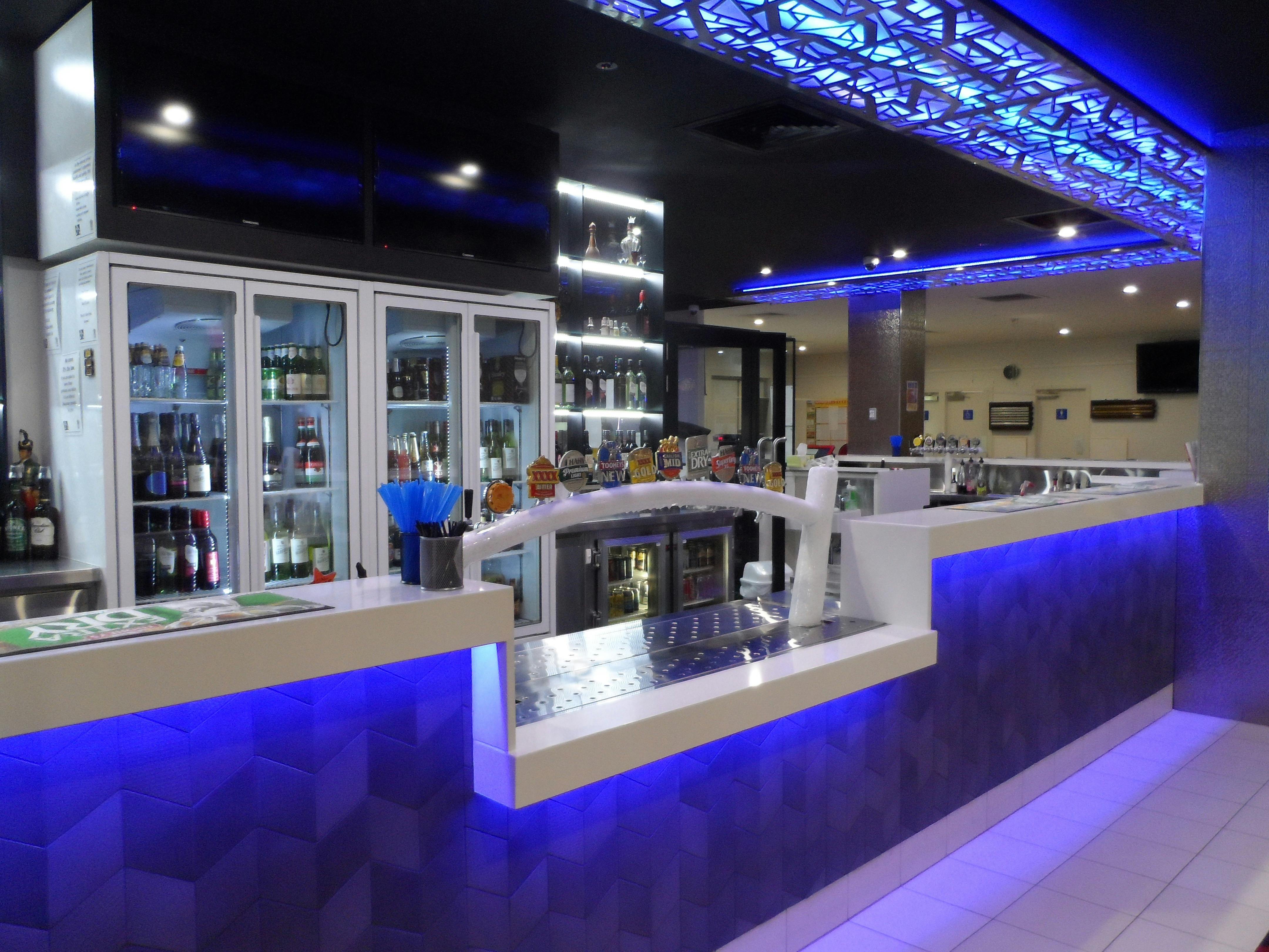 bar
