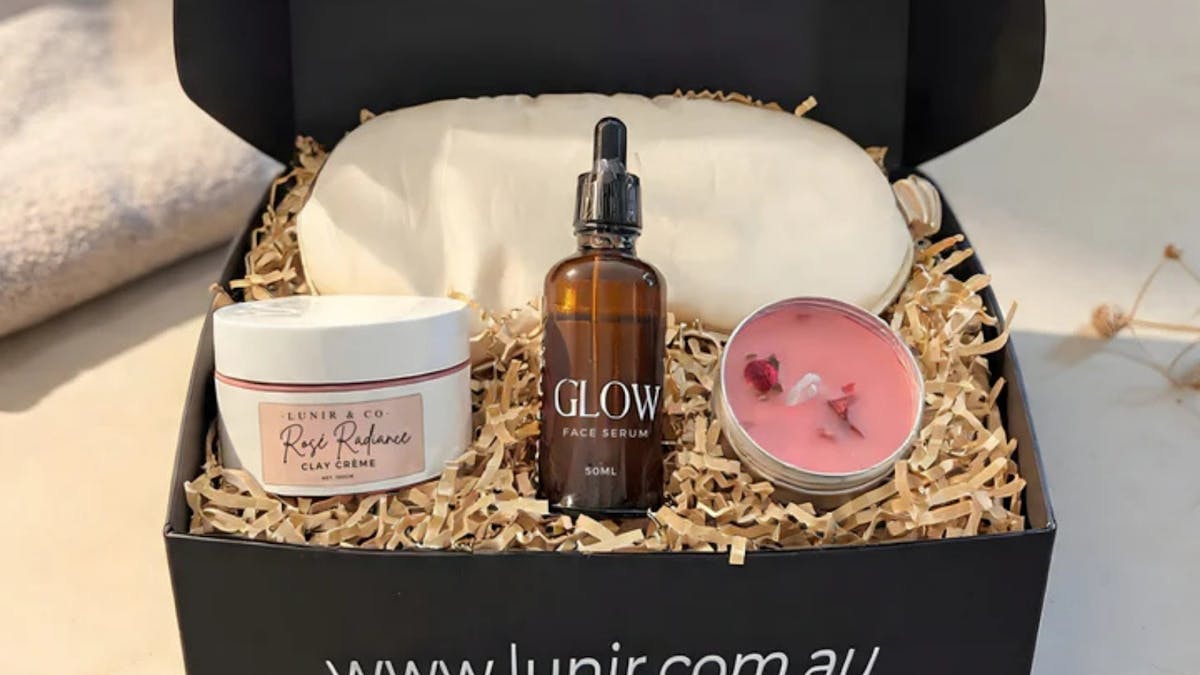 glow skin oil gift box