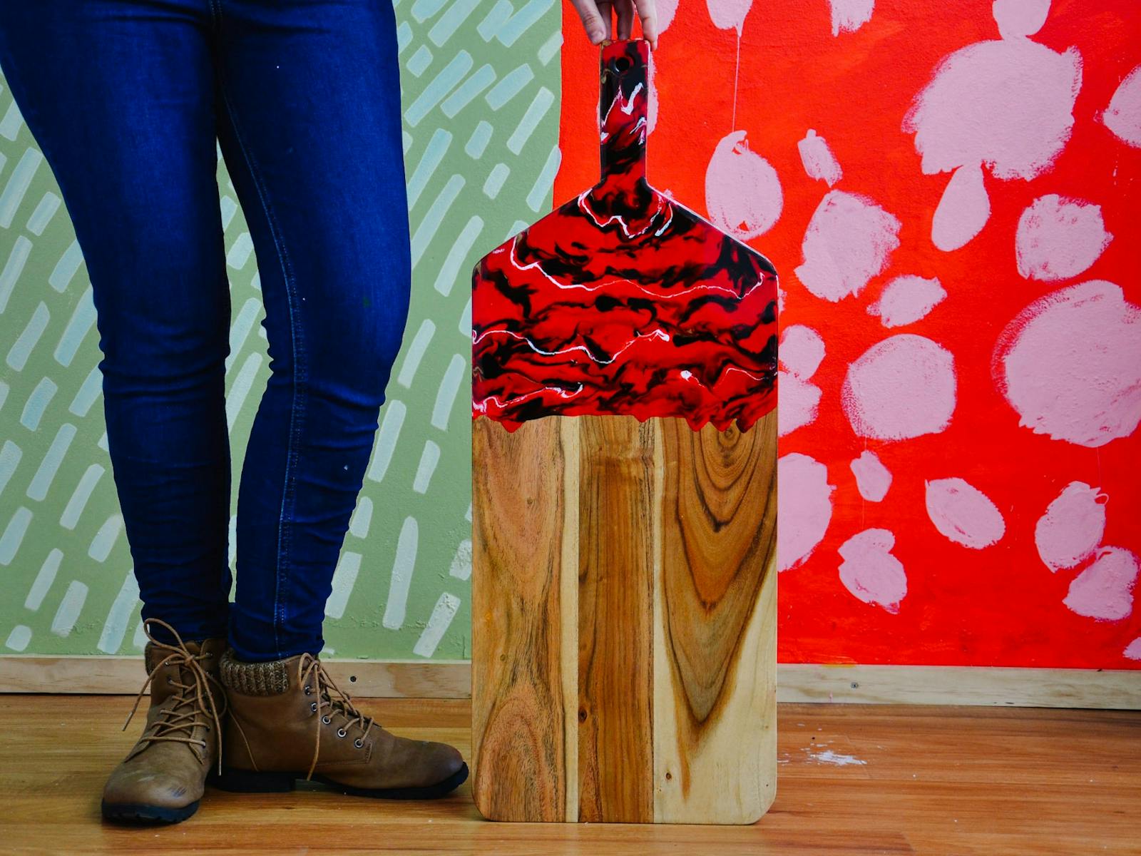 Resin board pouring
