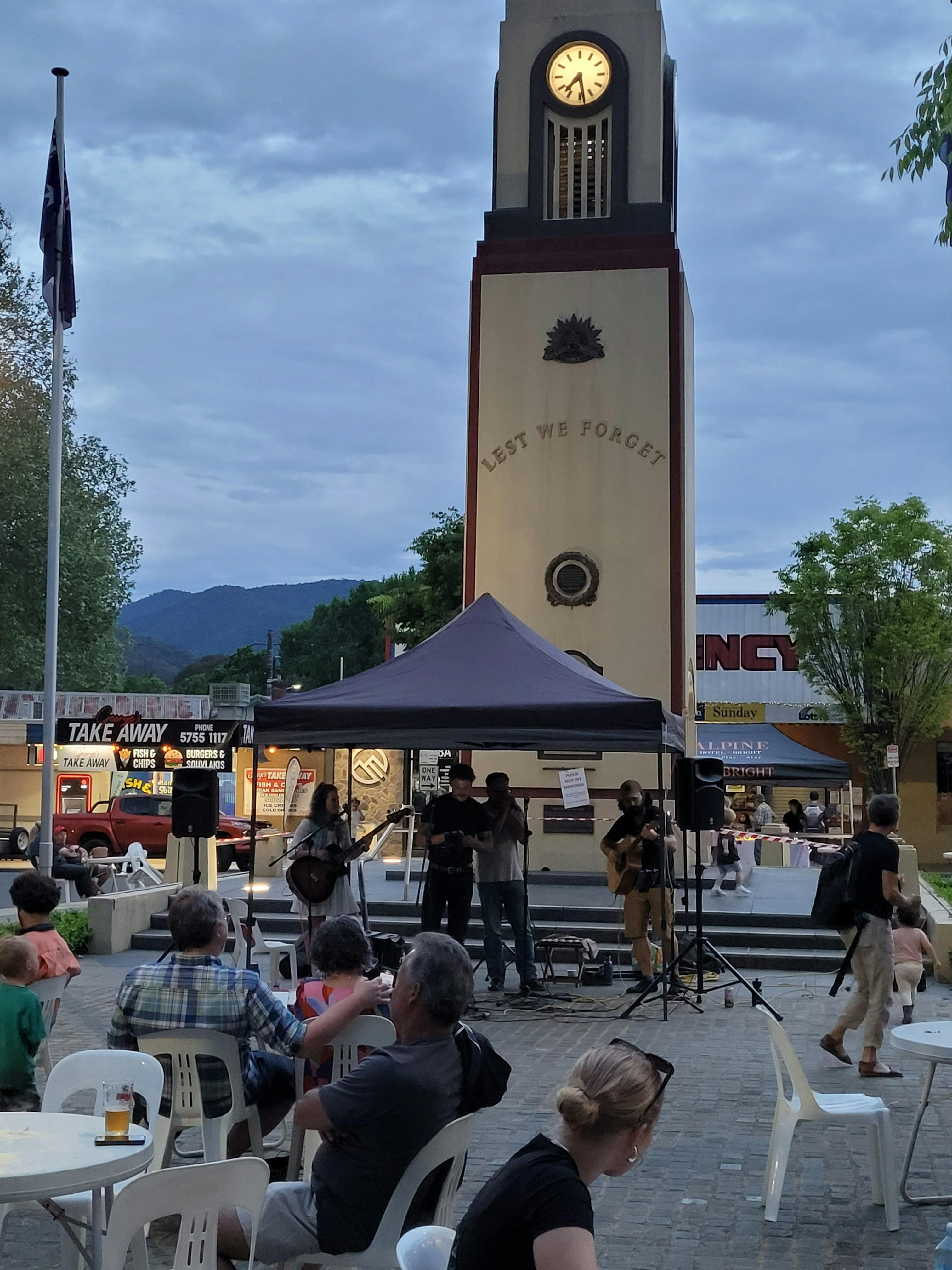 Live Music in Mafeking Square, Bright