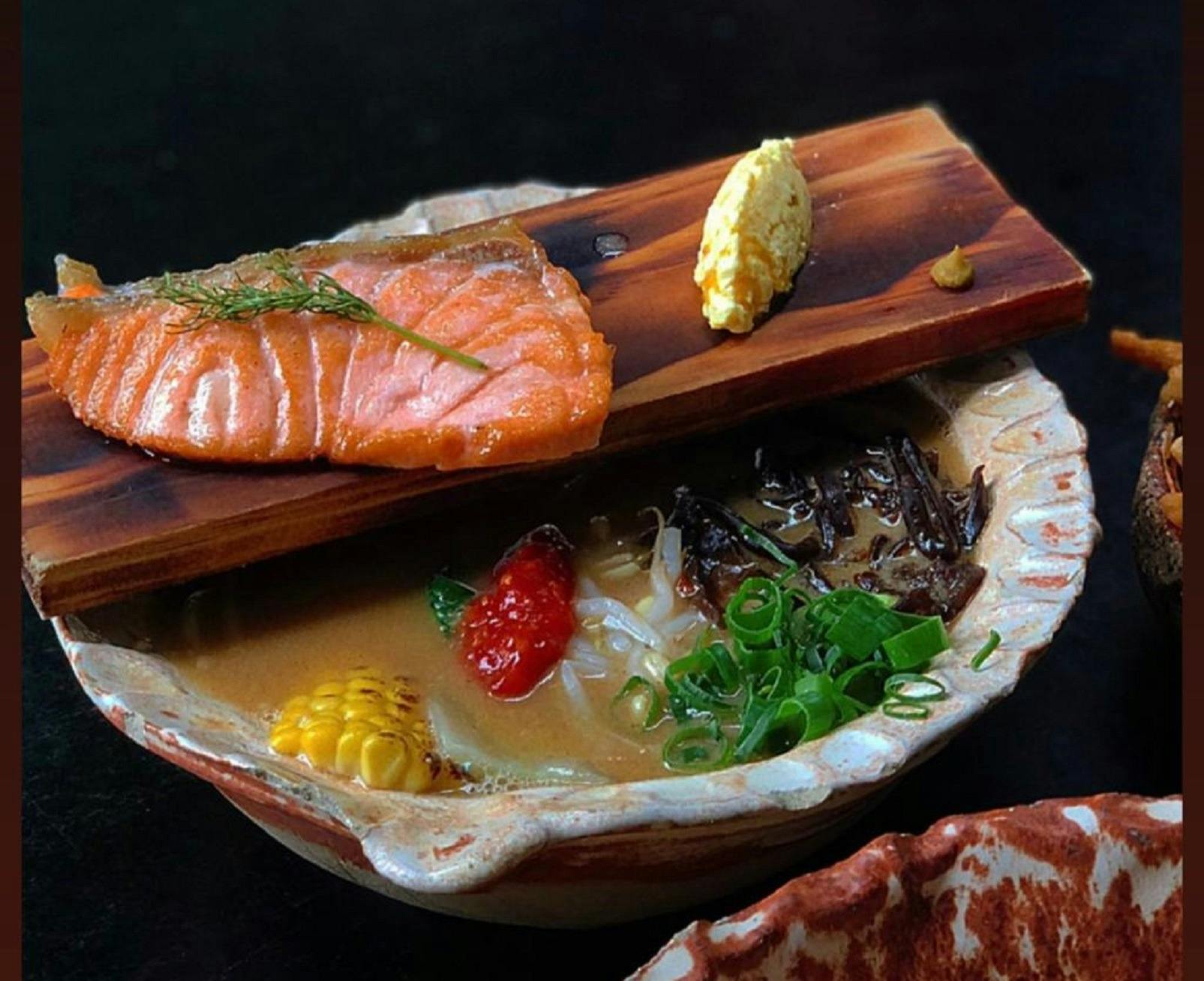 Tento Salmon Ramen