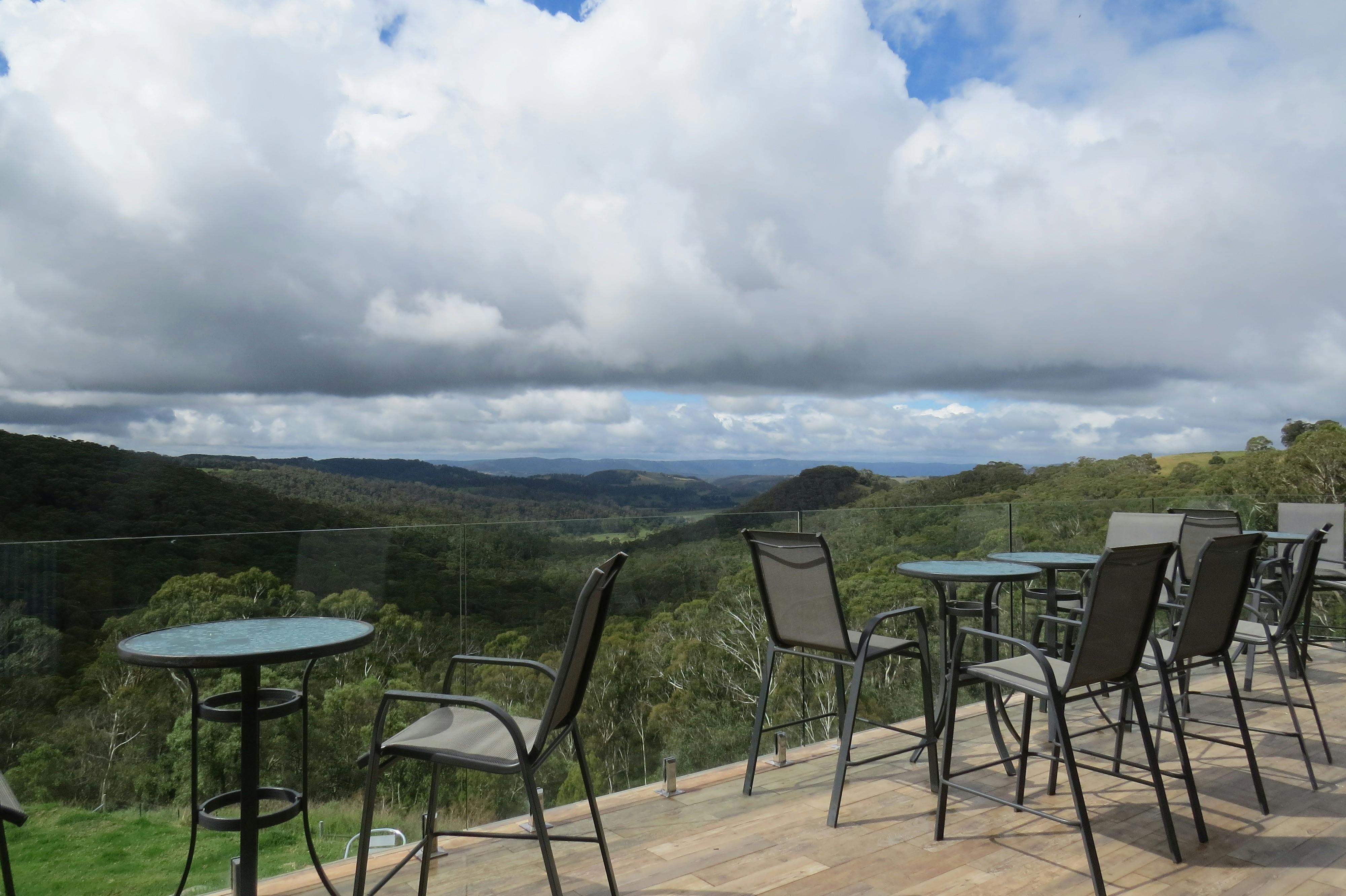 デッキとバレービュー