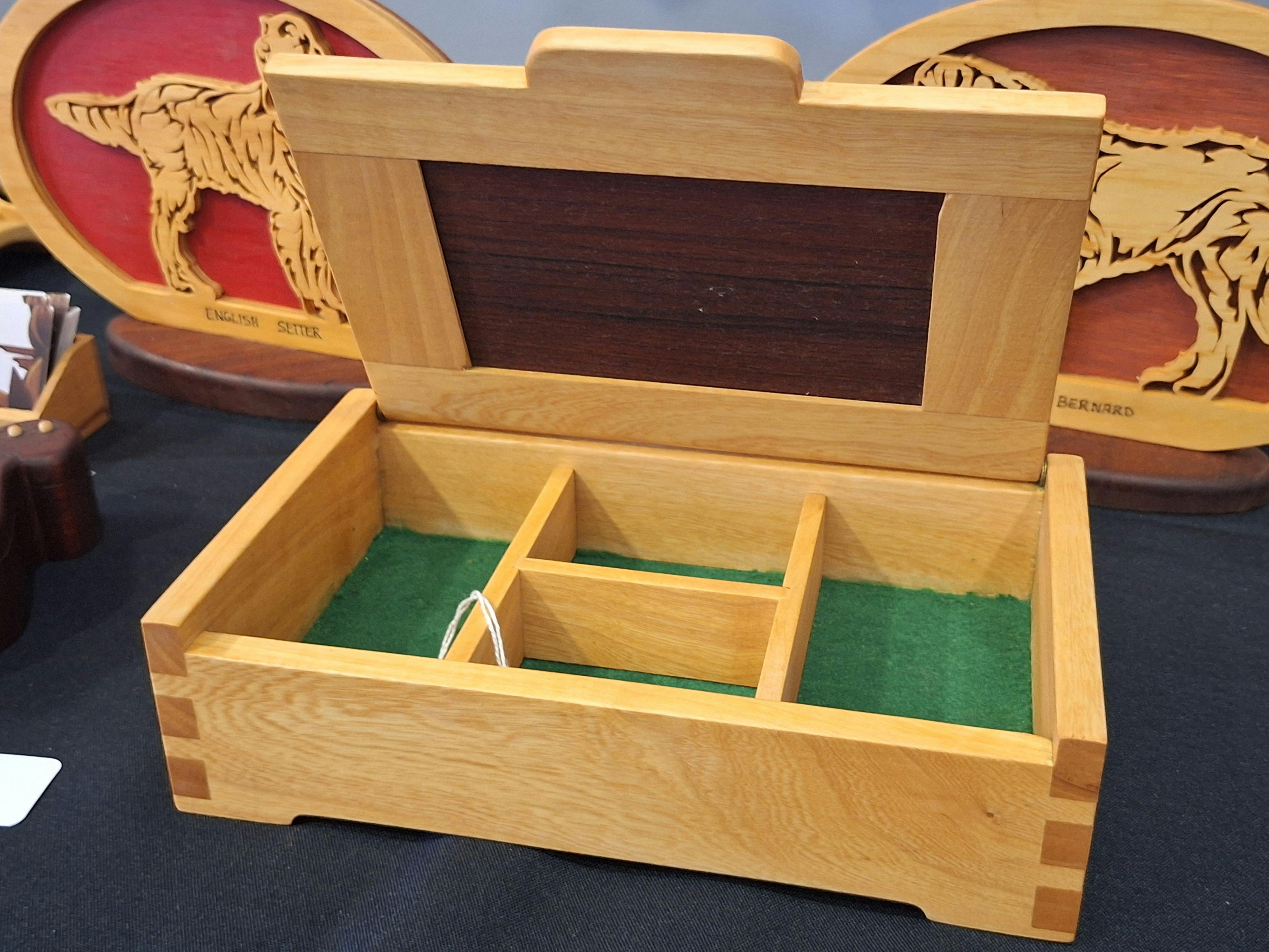 Jewel storage
