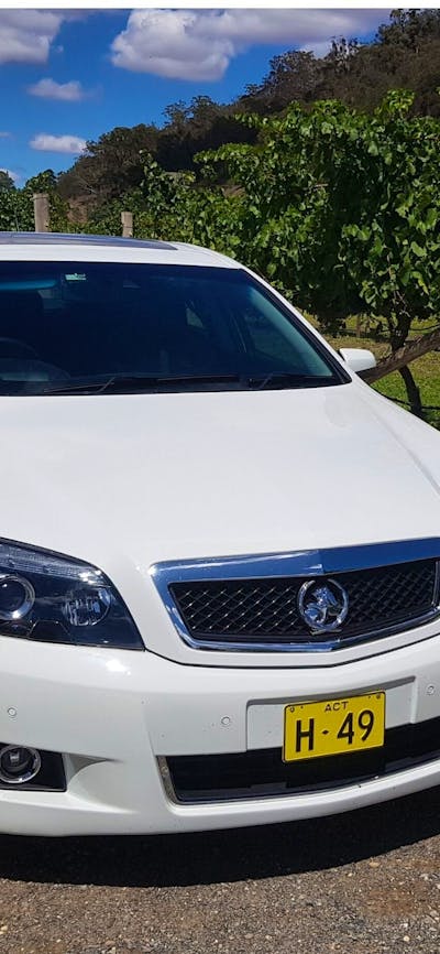 Lerida Estate Wines Cellar Door & Cafe offers breathtaking views of Lake George.