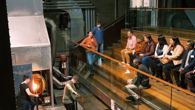 Tour watching glass blowers in the Hotshop