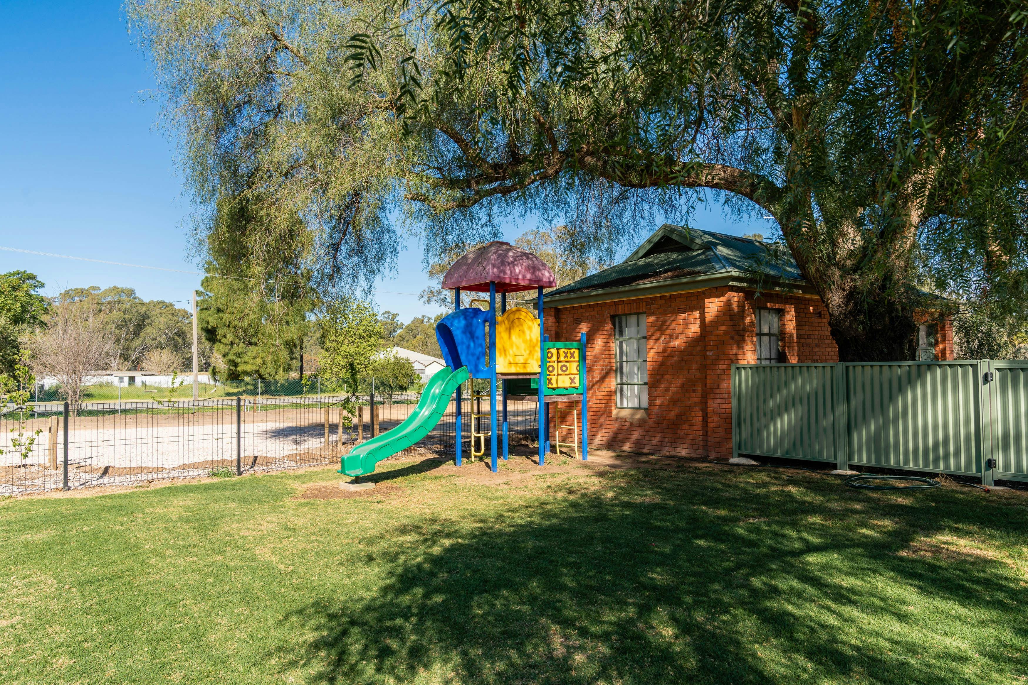 Punt Hotel NSW Holidays & Things to Do, Attractions and Events