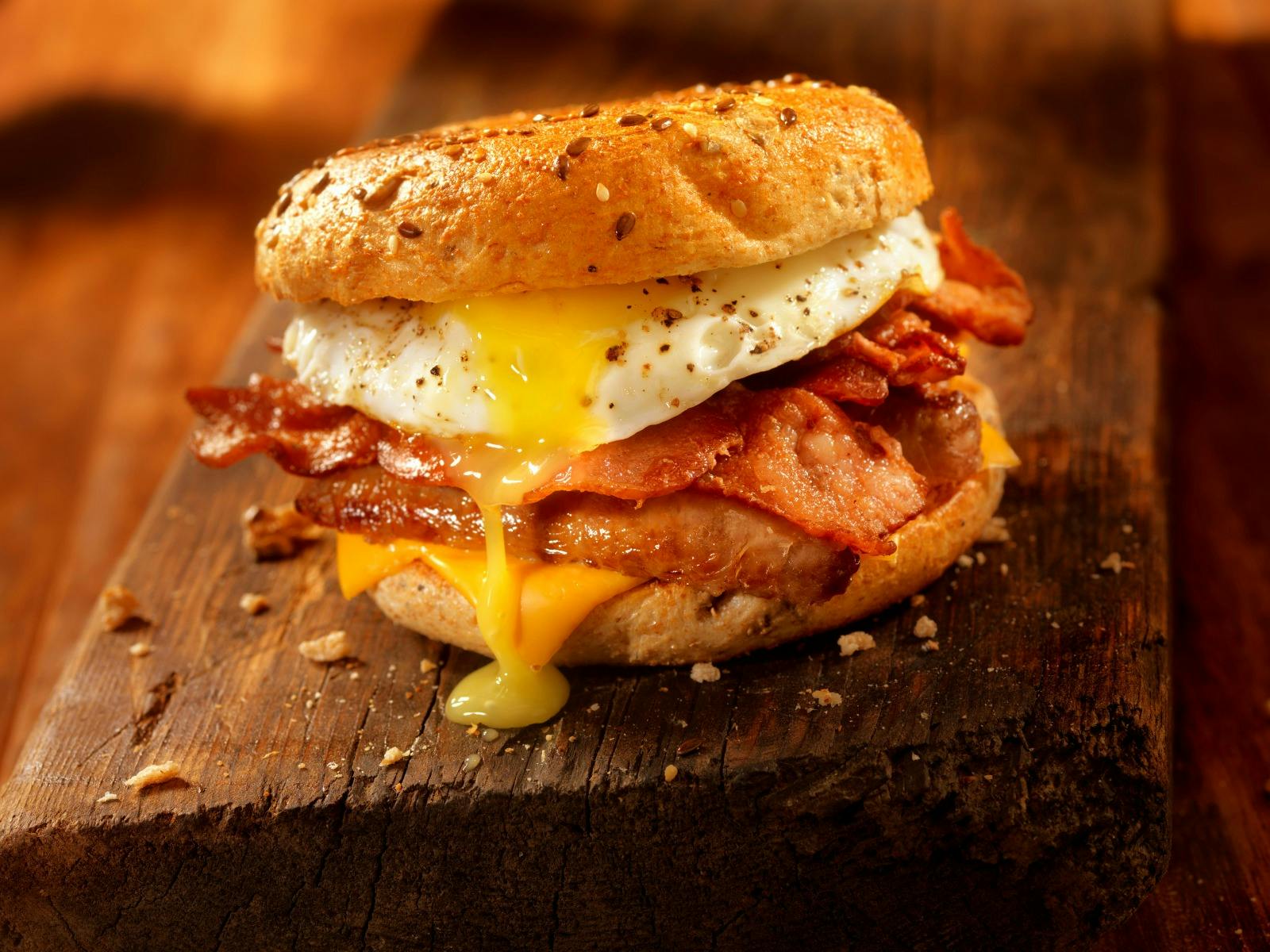 Egg & Bacon Roll