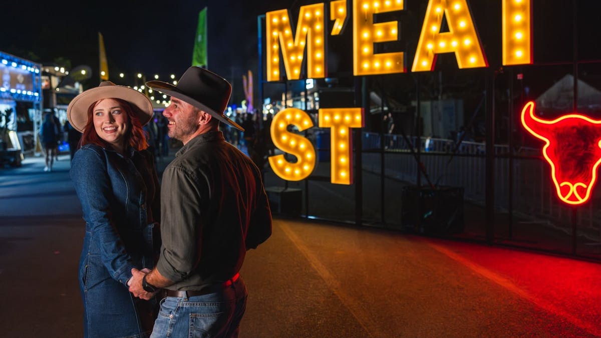 M'Eat Street