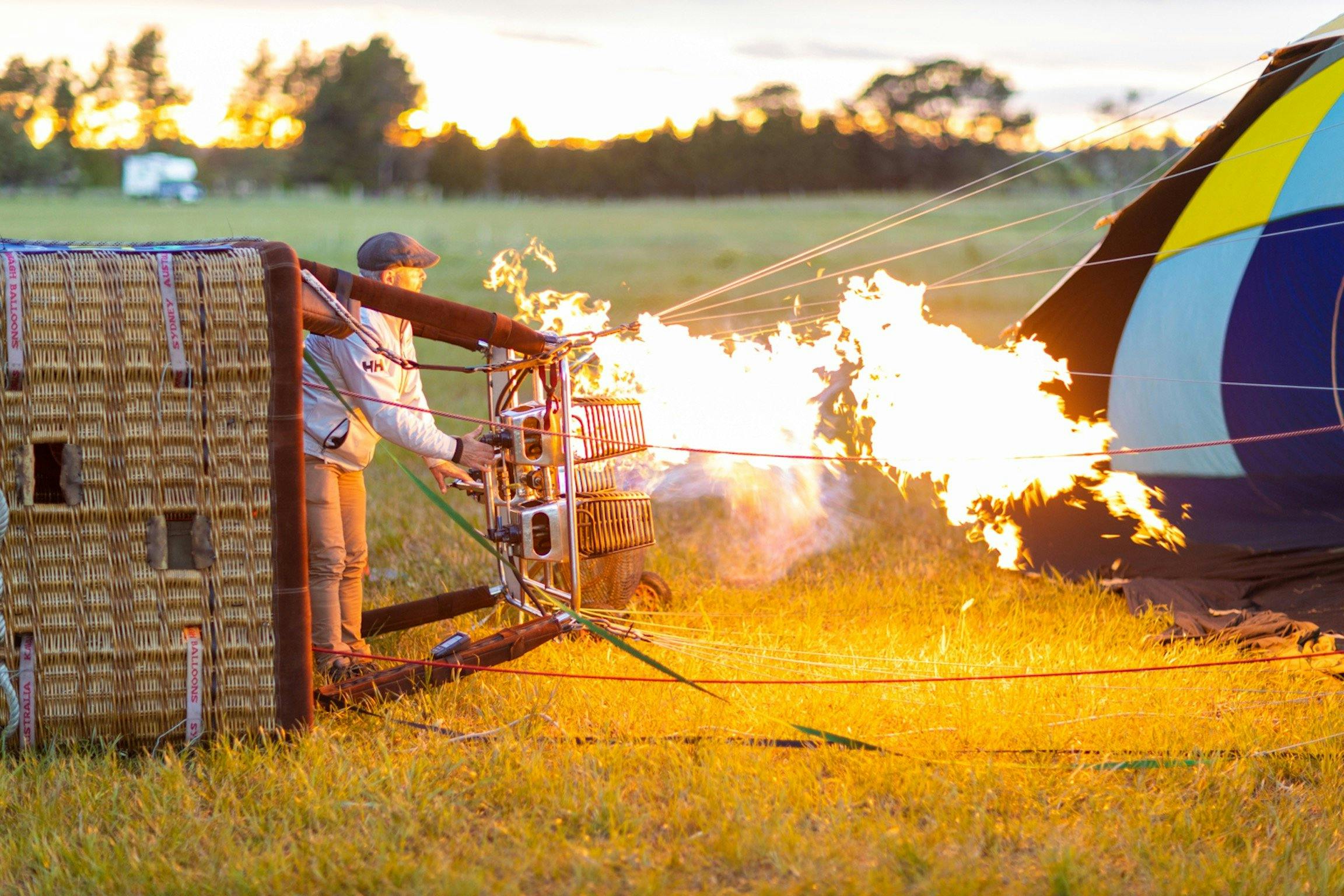 Visit Northern Tasmania Hot Air Balloon Tasmania