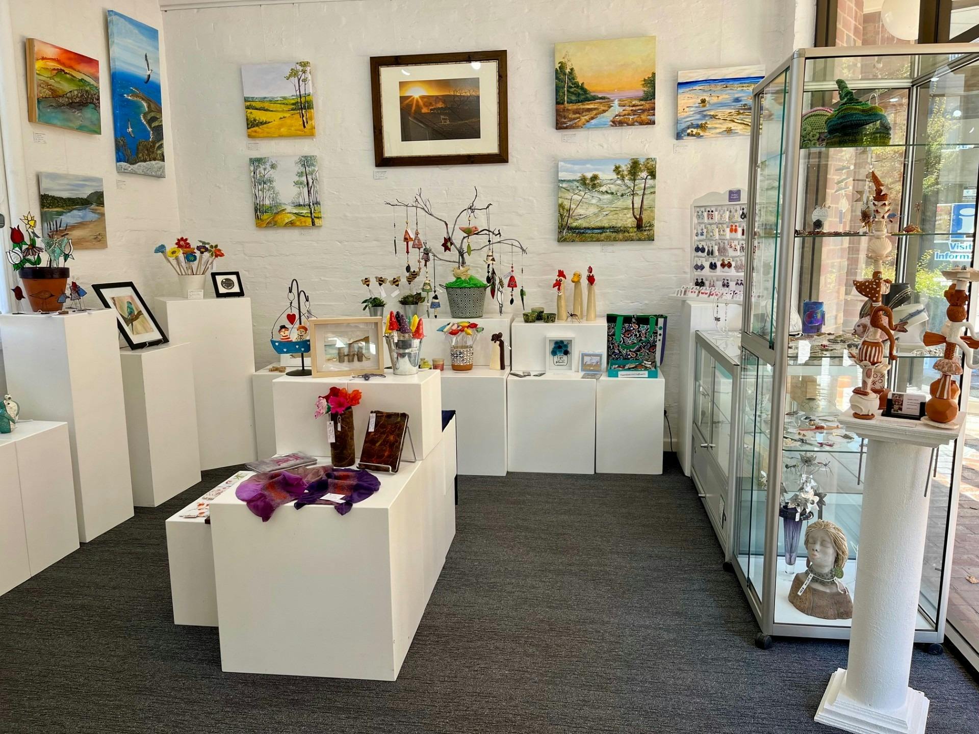 Leongatha Art & Craft Gallery